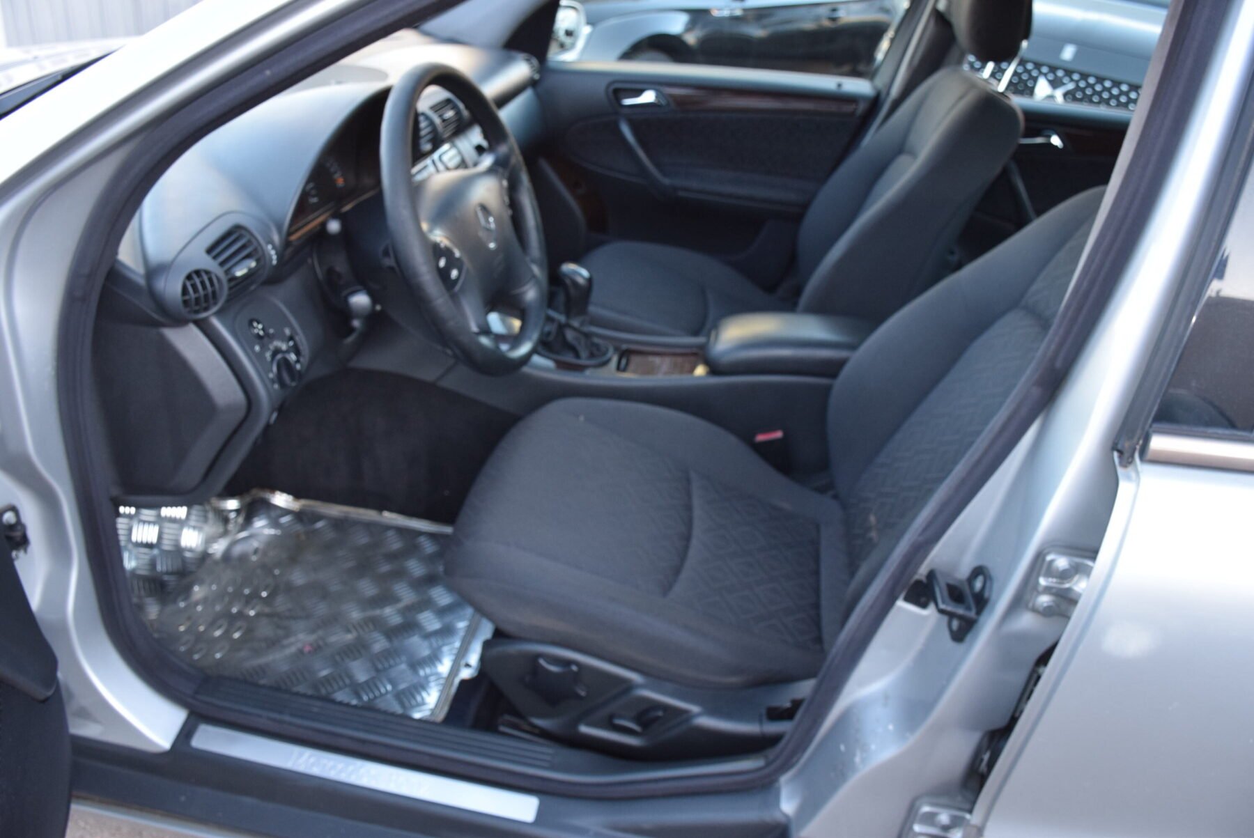 MERCEDES-BENZ Clase C C220CDI