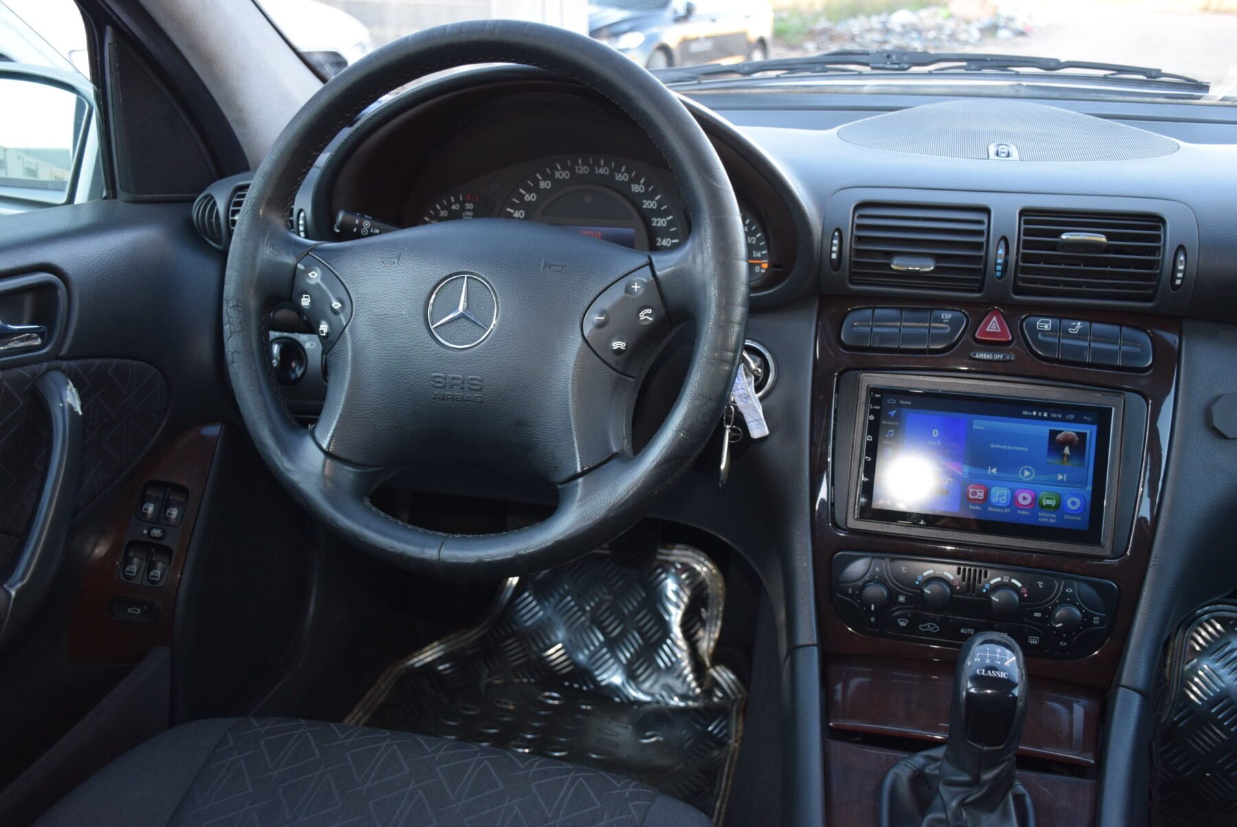 MERCEDES-BENZ Clase C C220CDI