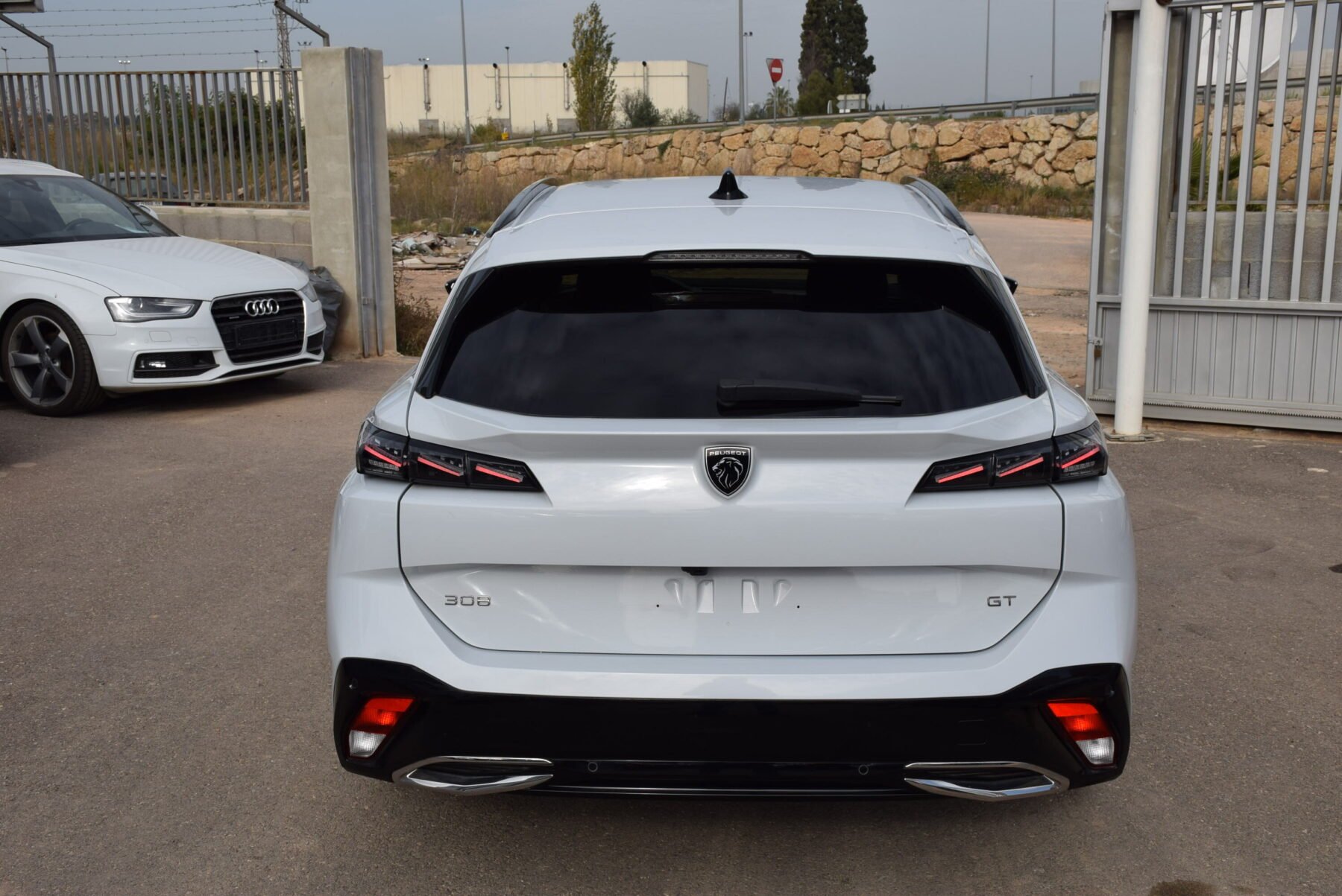 PEUGEOT 308 BlueHDi 130 SW Gt EAT8