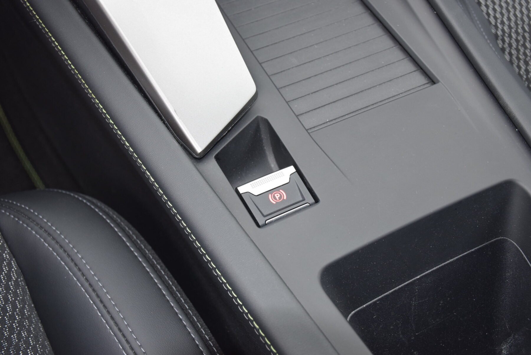 PEUGEOT 308 BlueHDi 130 SW Gt EAT8