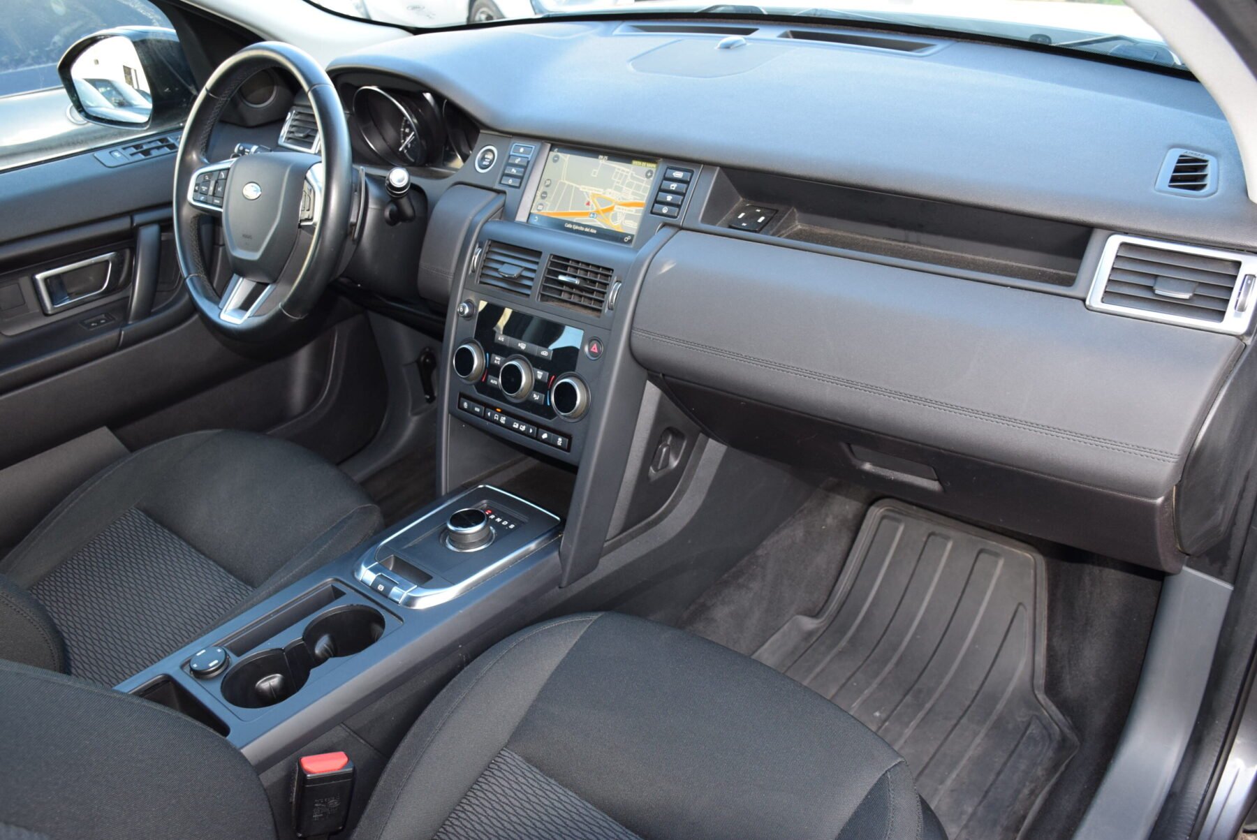 LAND-ROVER DISCOVERY SPORT 2.0L TD4 Pure150