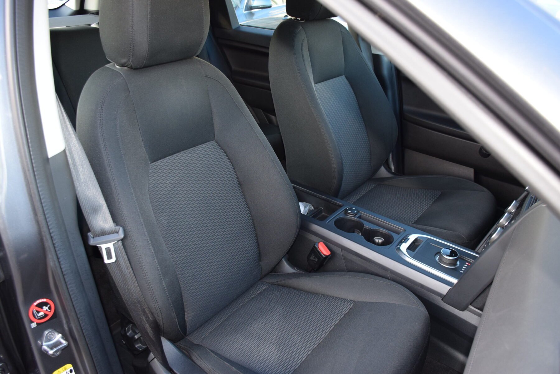 LAND-ROVER DISCOVERY SPORT 2.0L TD4 Pure150