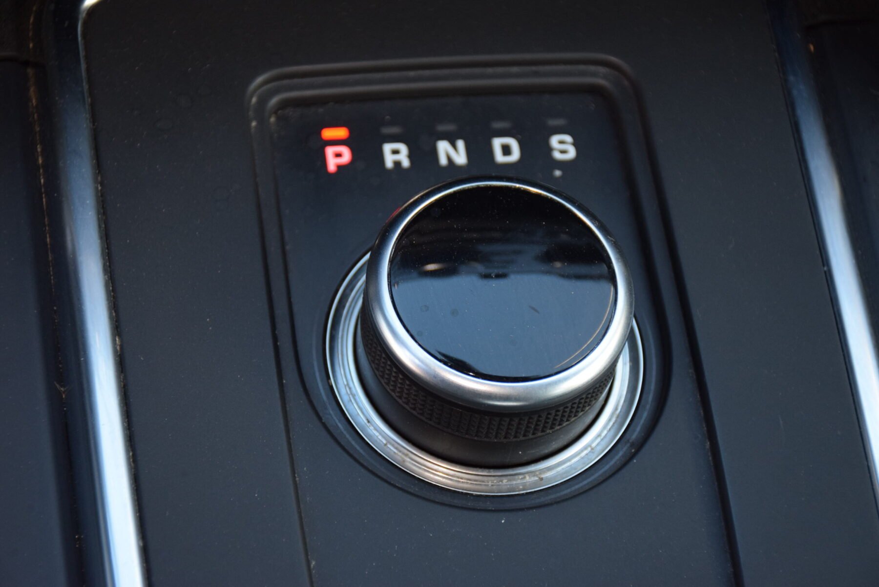 LAND-ROVER DISCOVERY SPORT 2.0L TD4 Pure150