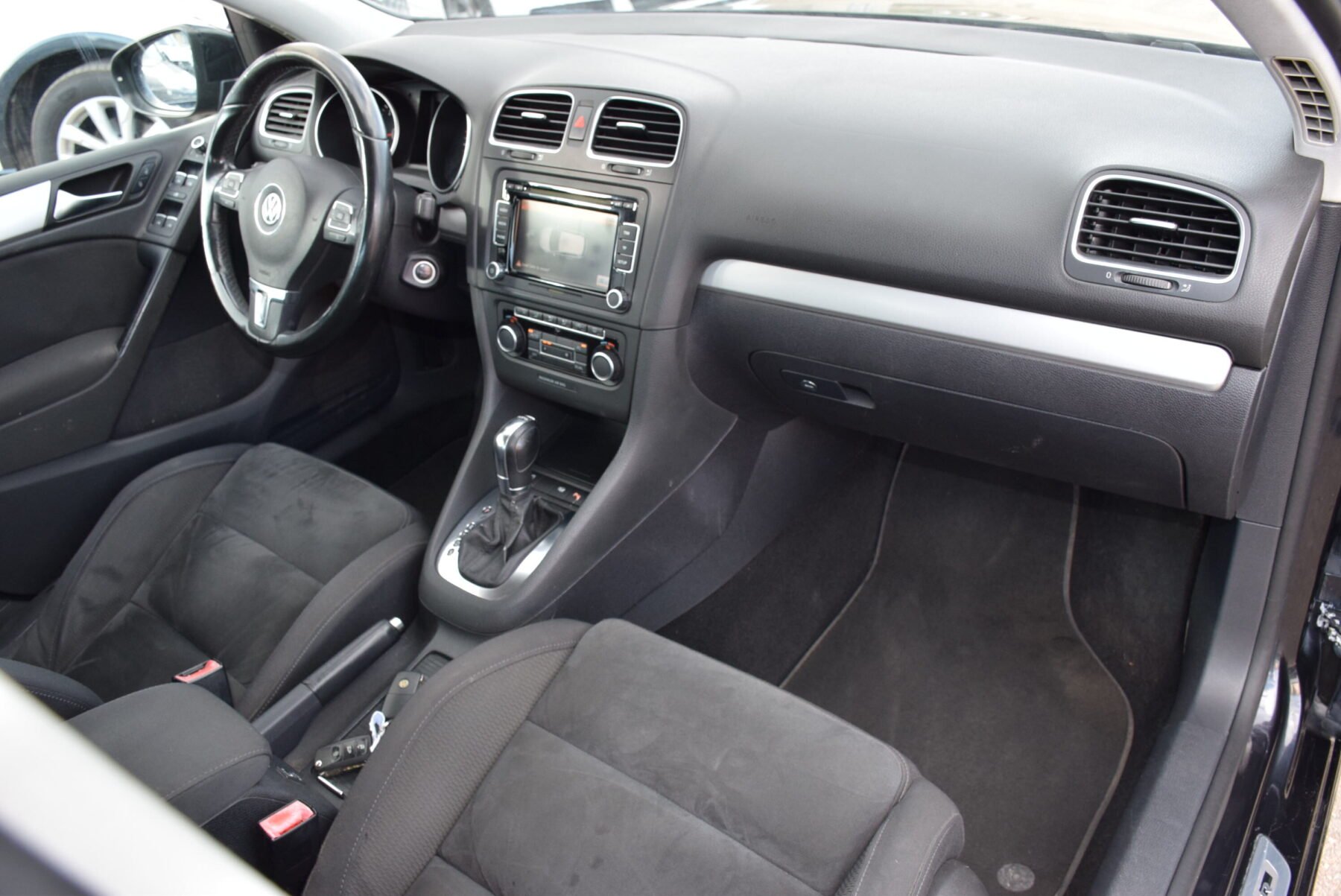 VOLKSWAGEN Golf 1.6TDI DSG