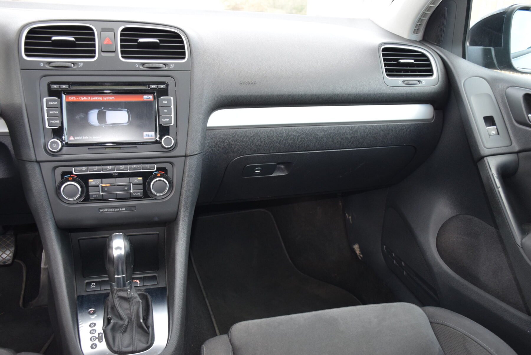 VOLKSWAGEN Golf 1.6TDI DSG