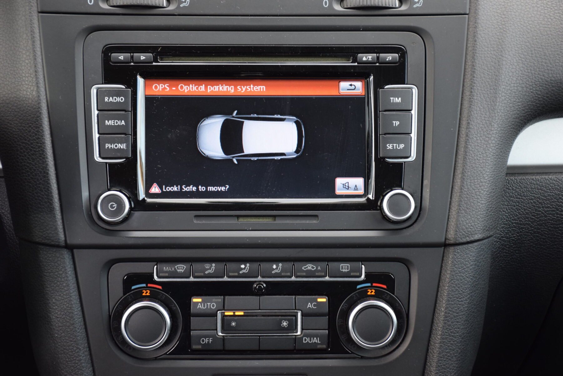 VOLKSWAGEN Golf 1.6TDI DSG