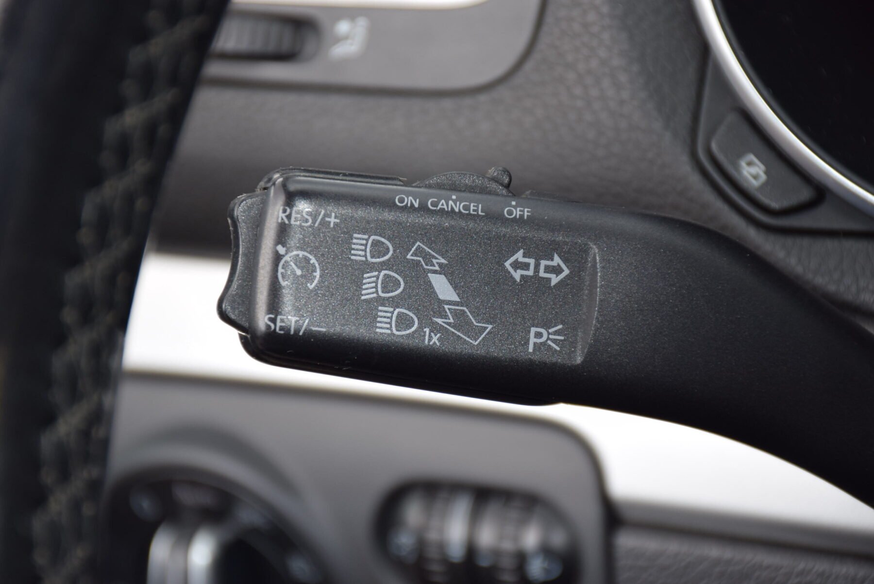 VOLKSWAGEN Golf 1.6TDI DSG