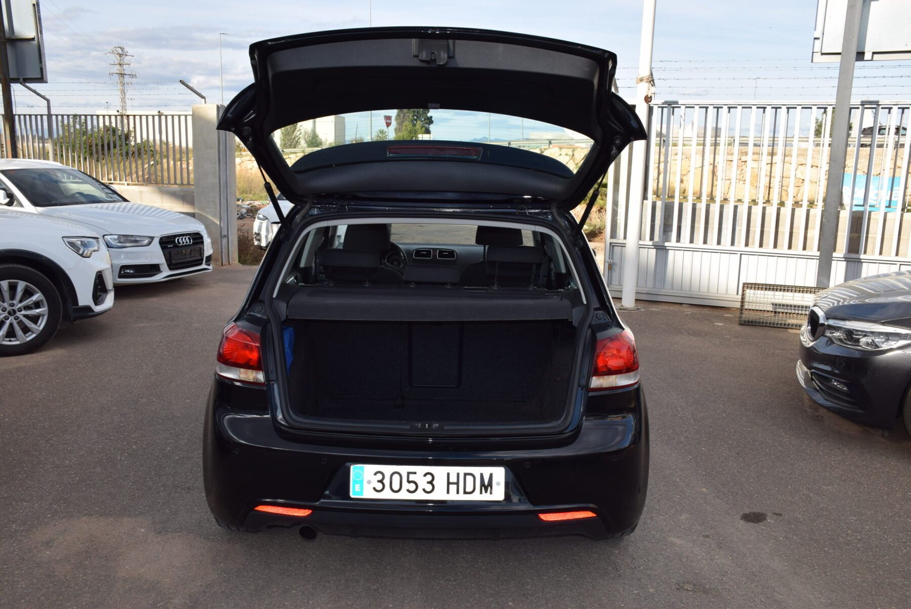 VOLKSWAGEN Golf 1.6TDI DSG