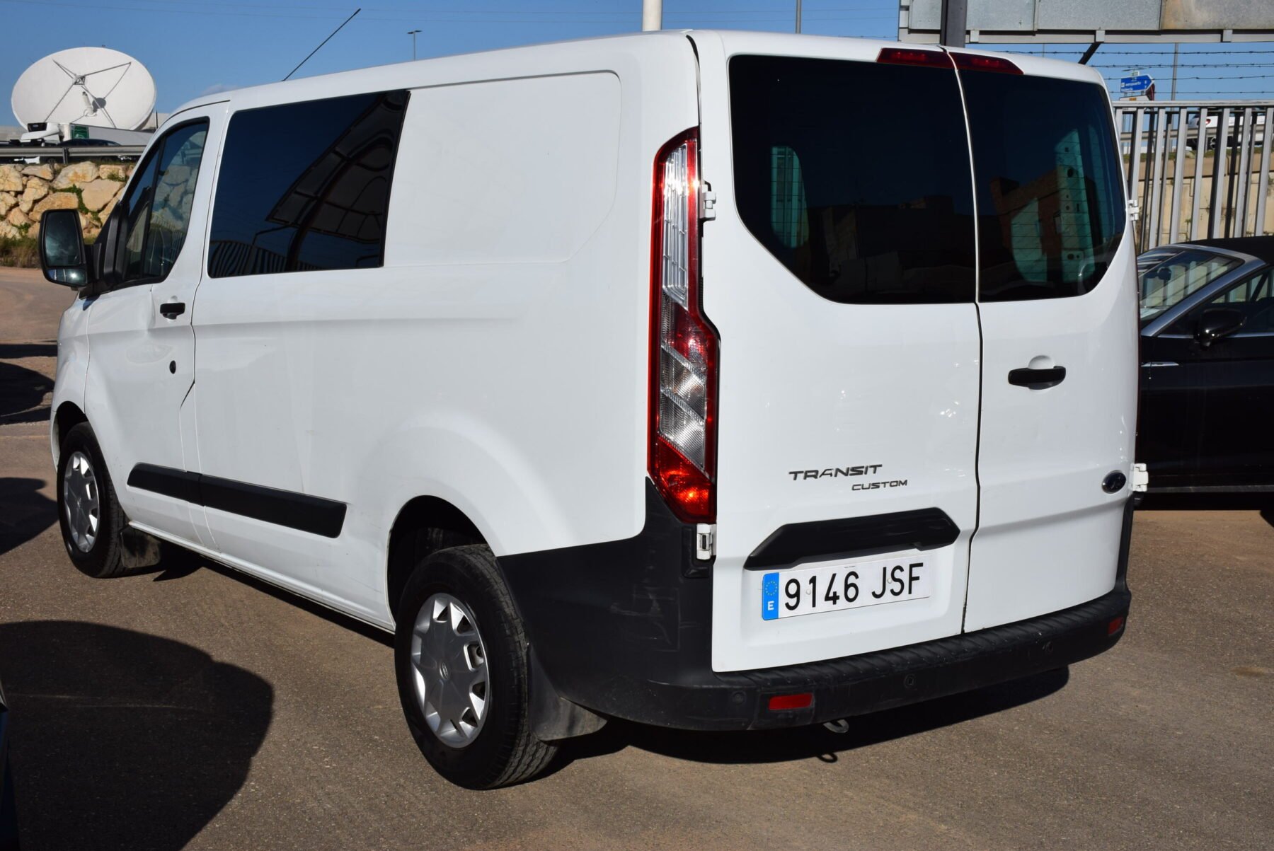 FORD Transit Custom L2 Kombi 2.0TDci 130