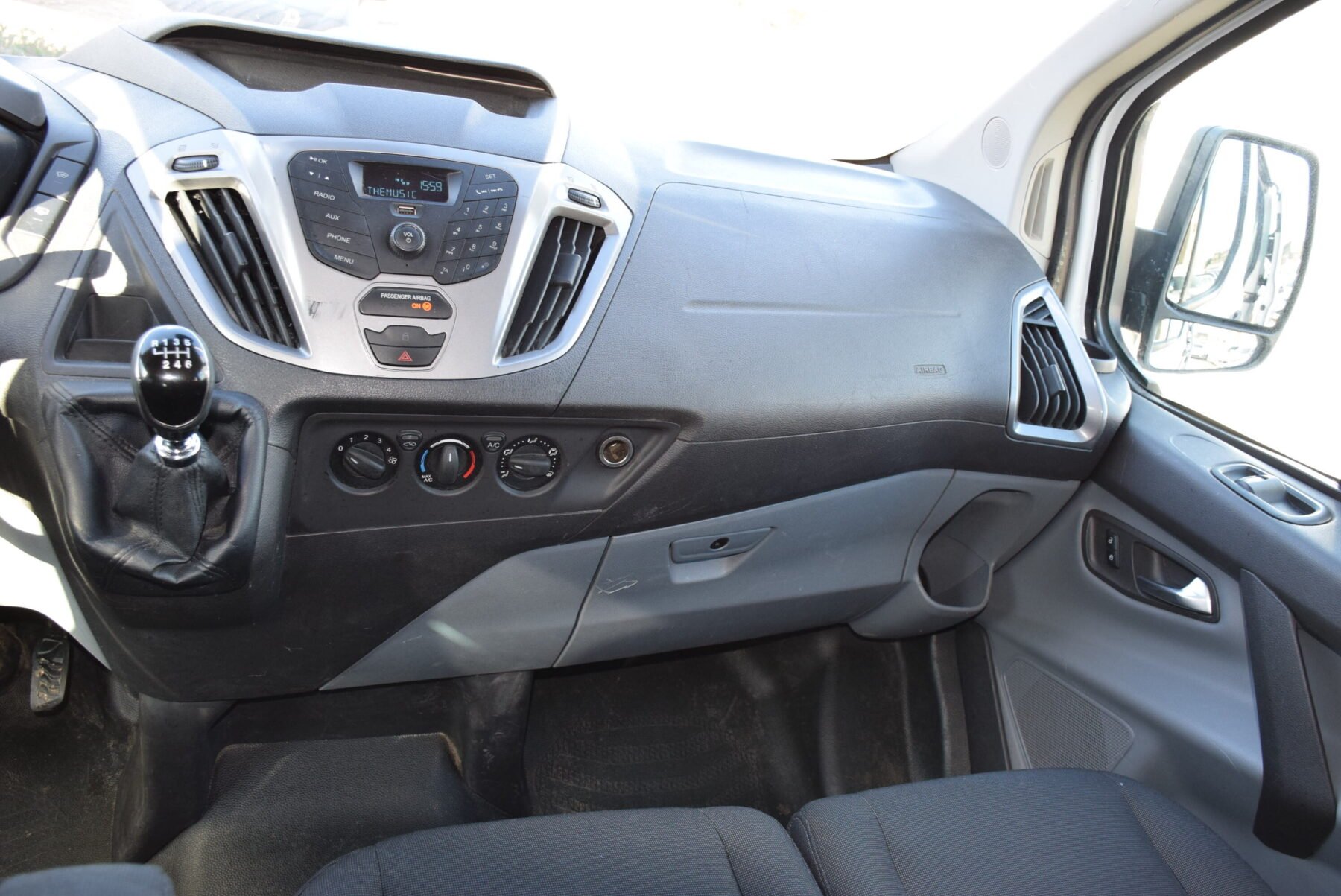 FORD Transit Custom L2 Kombi 2.0TDci 130