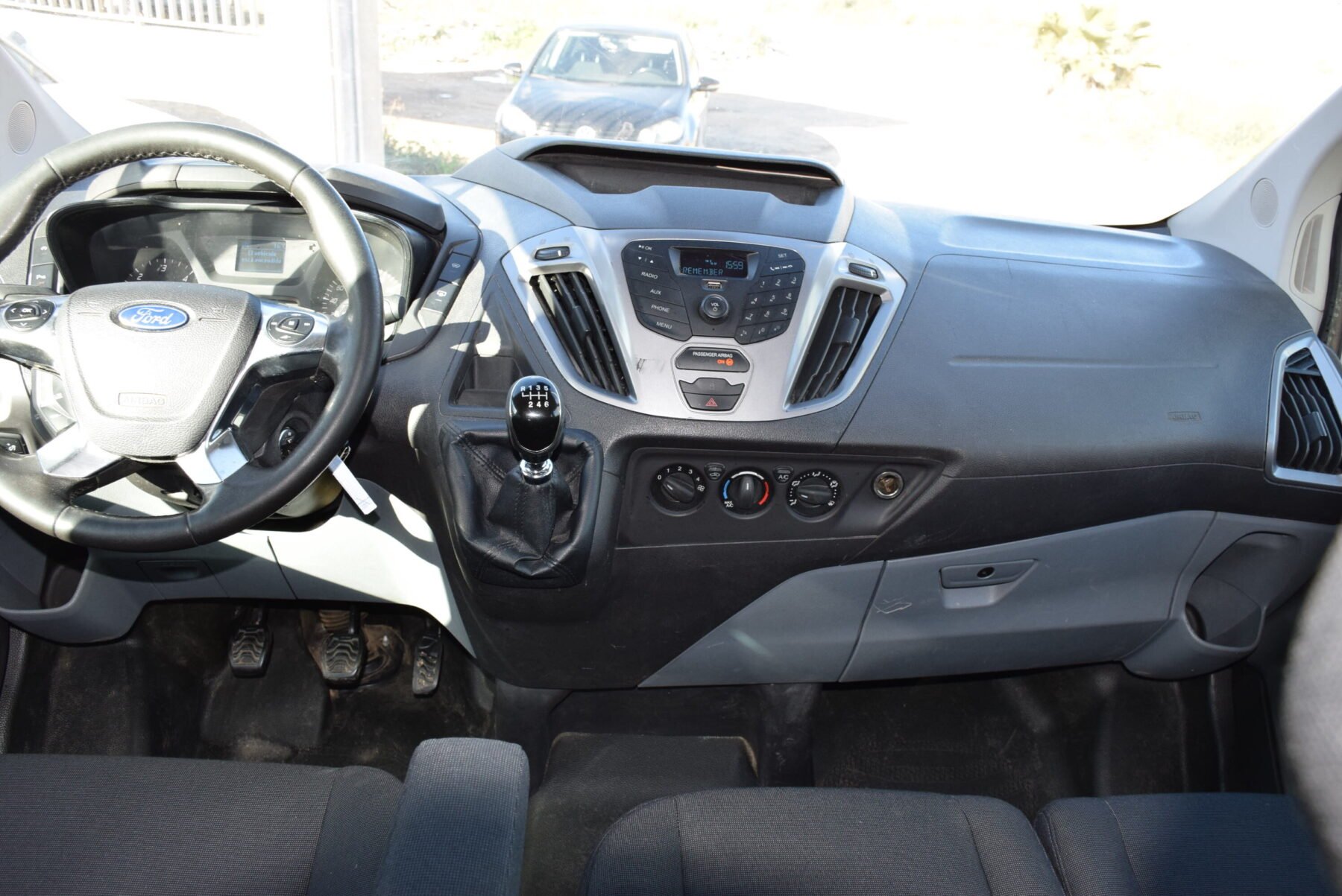 FORD Transit Custom L2 Kombi 2.0TDci 130