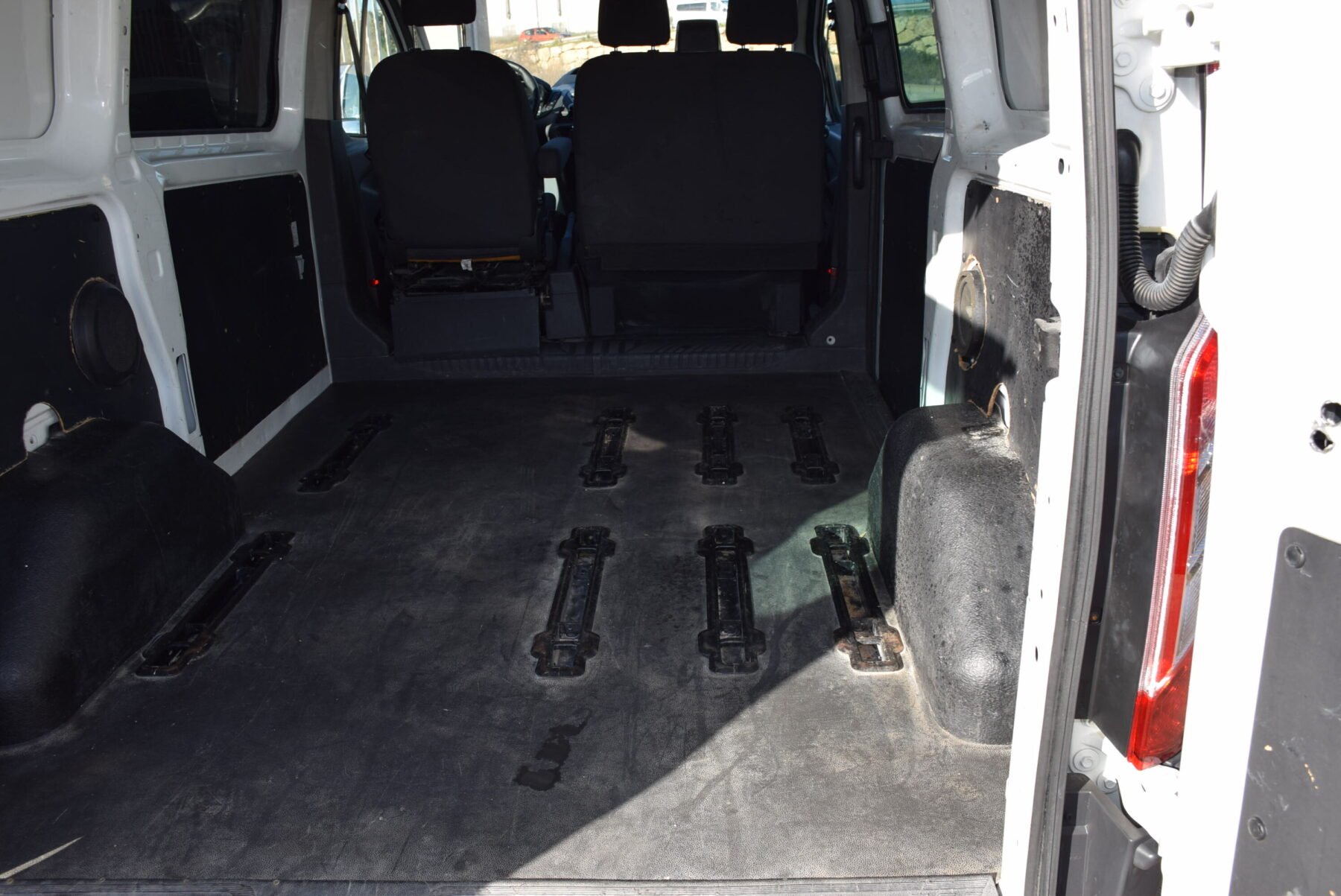 FORD Transit Custom L2 Kombi 2.0TDci 130