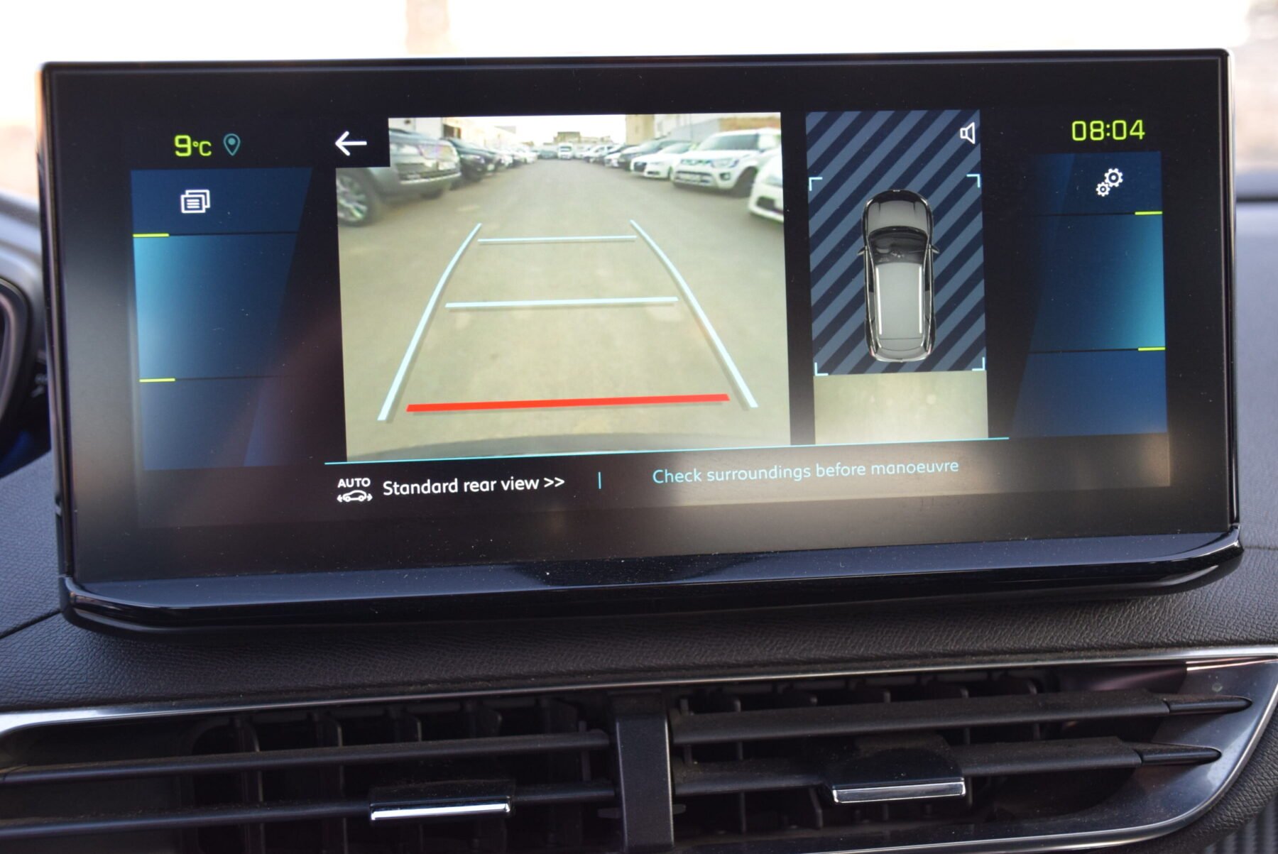 PEUGEOT 3008 HYBRID 225 eEAT8 