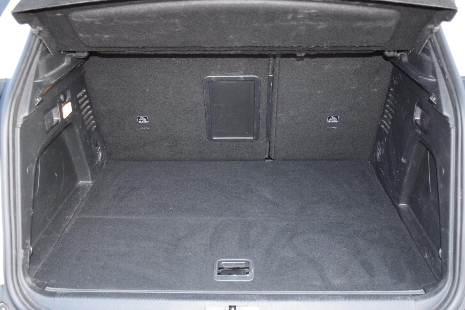 PEUGEOT 3008 HYBRID 225 eEAT8 