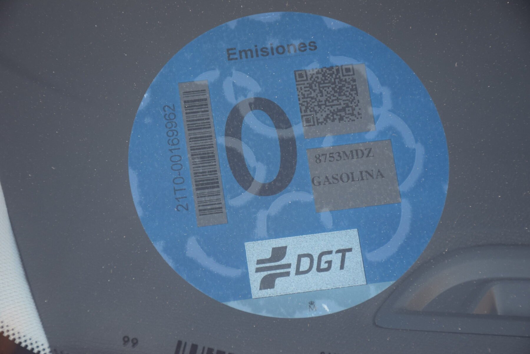 PEUGEOT 3008 HYBRID 225 eEAT8 