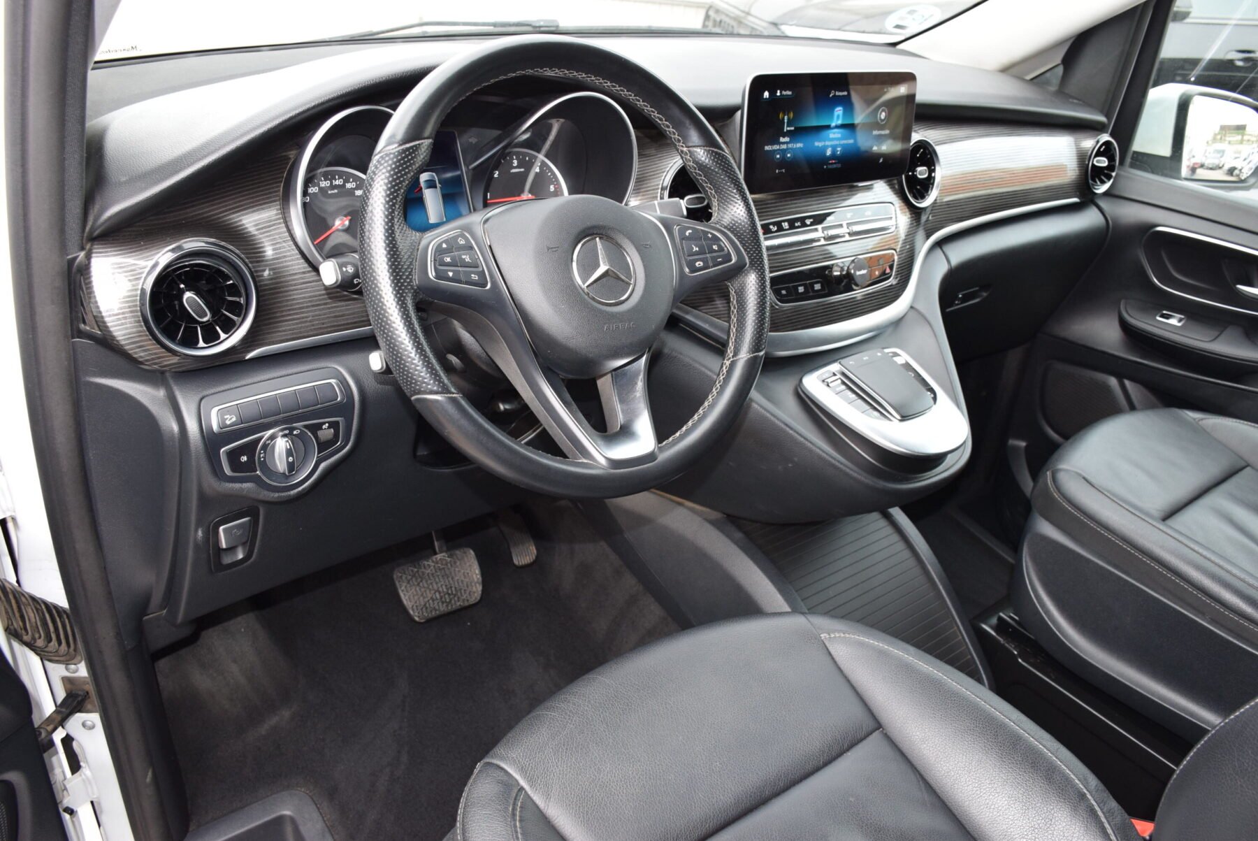 MERCEDES-BENZ Clase V V250d Avantgarde Extralarge 4Matic