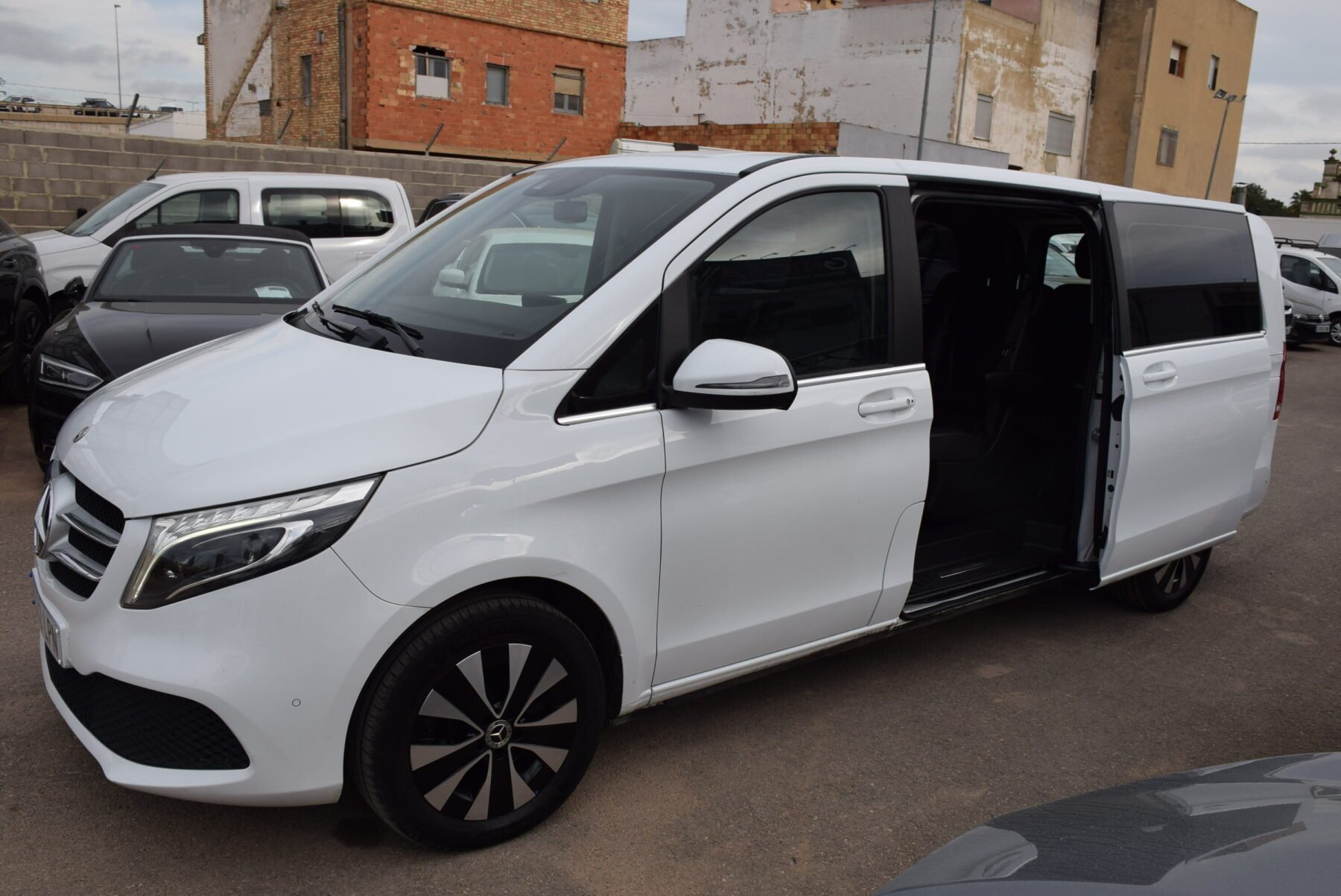 MERCEDES-BENZ Clase V V250d Avantgarde Extralarge 4Matic