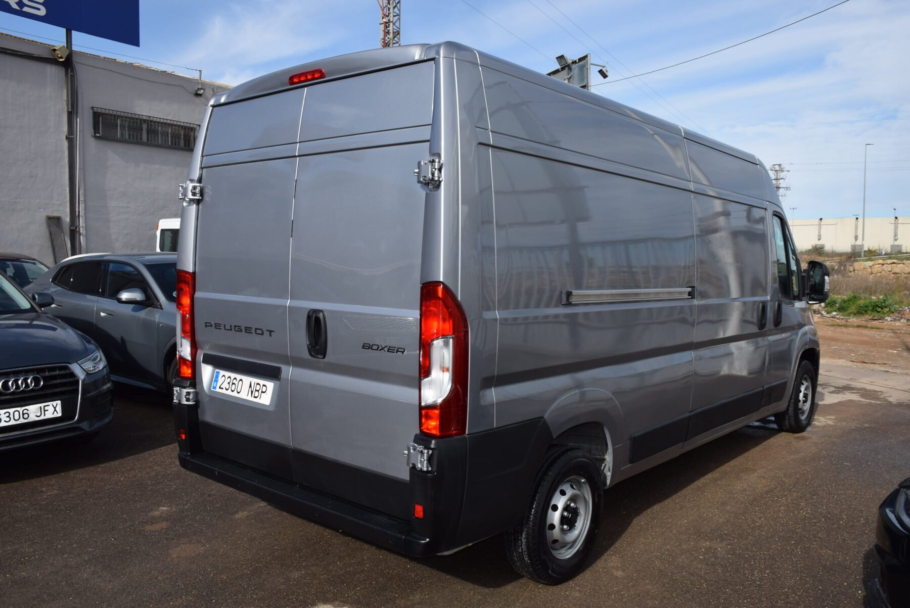 PEUGEOT Boxer Furgon L3H2 140
