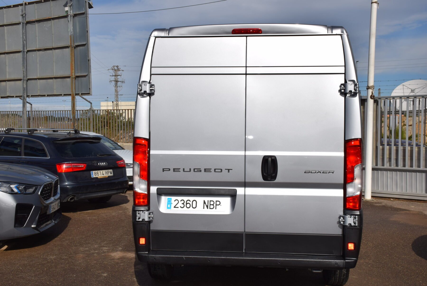 PEUGEOT Boxer Furgon L3H2 140