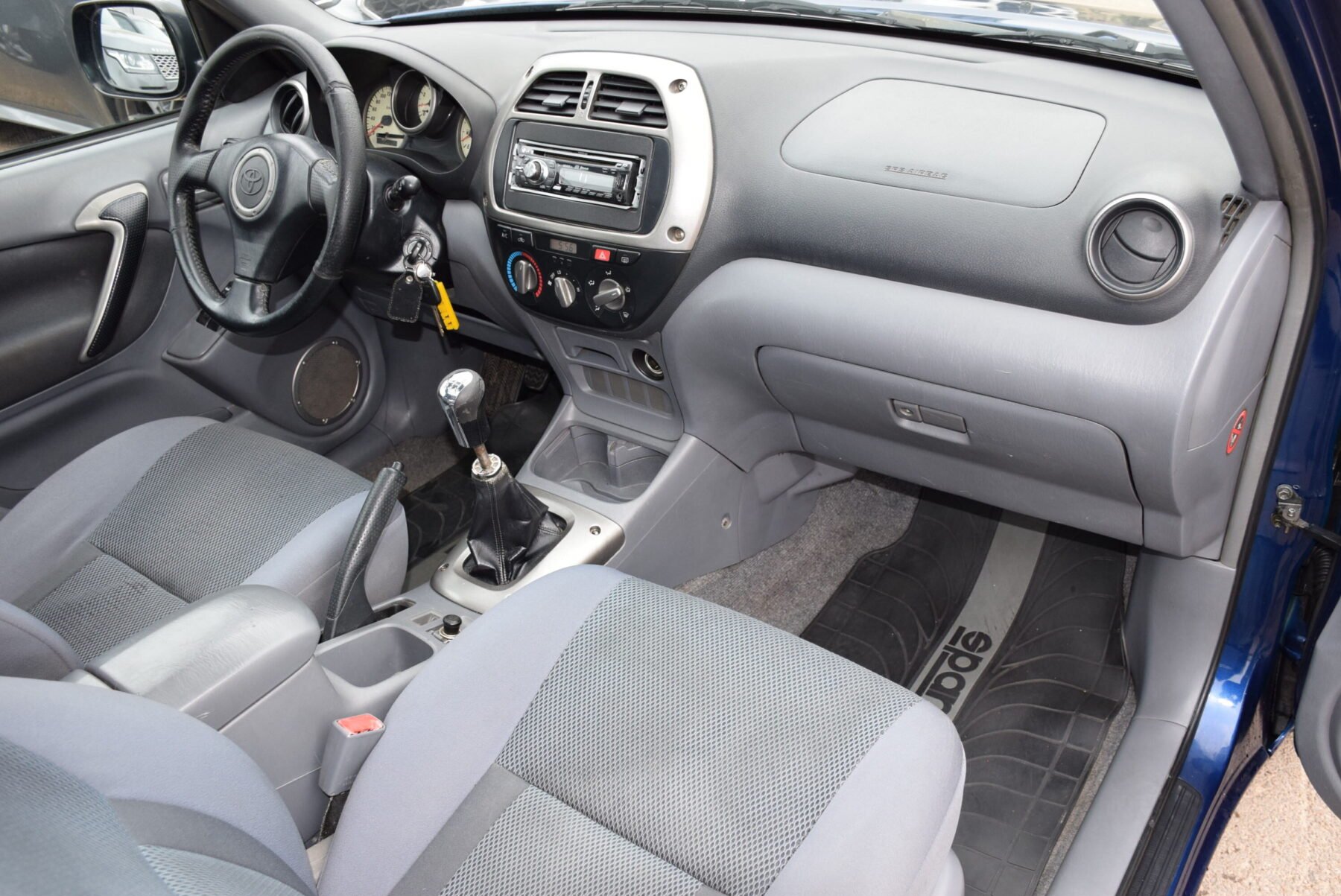 TOYOTA Rav4 2.0VVTi 4x4