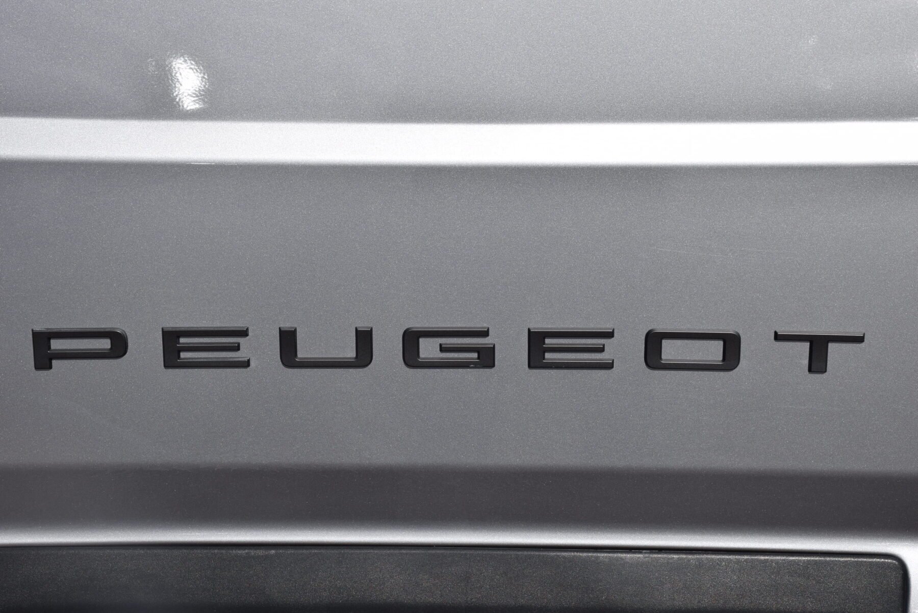 PEUGEOT Boxer Furgon L3H2 140