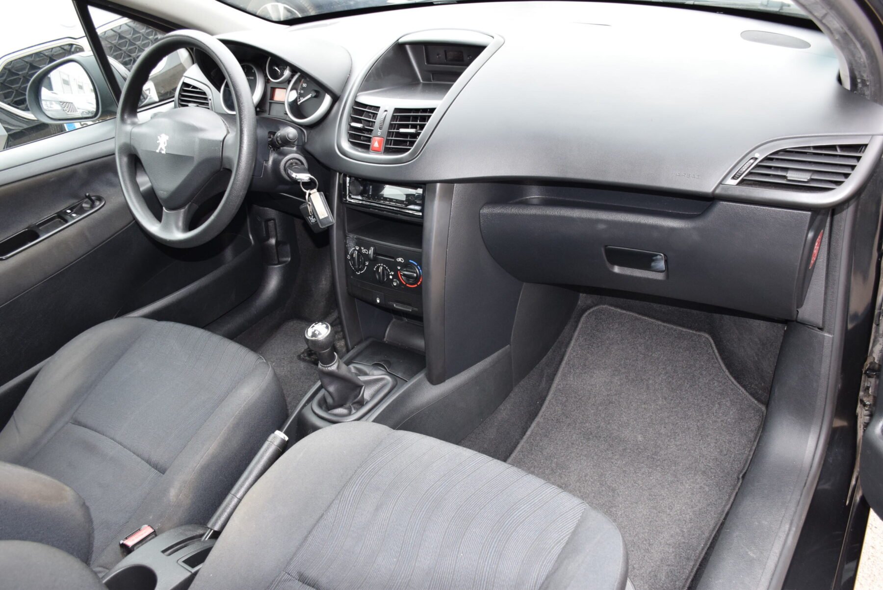 PEUGEOT 207 1.4 Urban