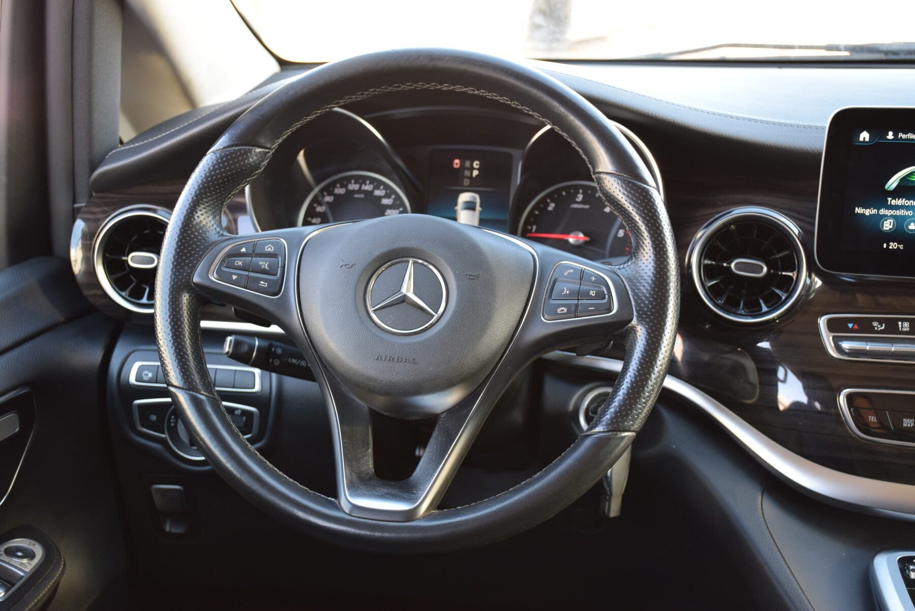 MERCEDES-BENZ Clase V V250d Avantgarde Largo