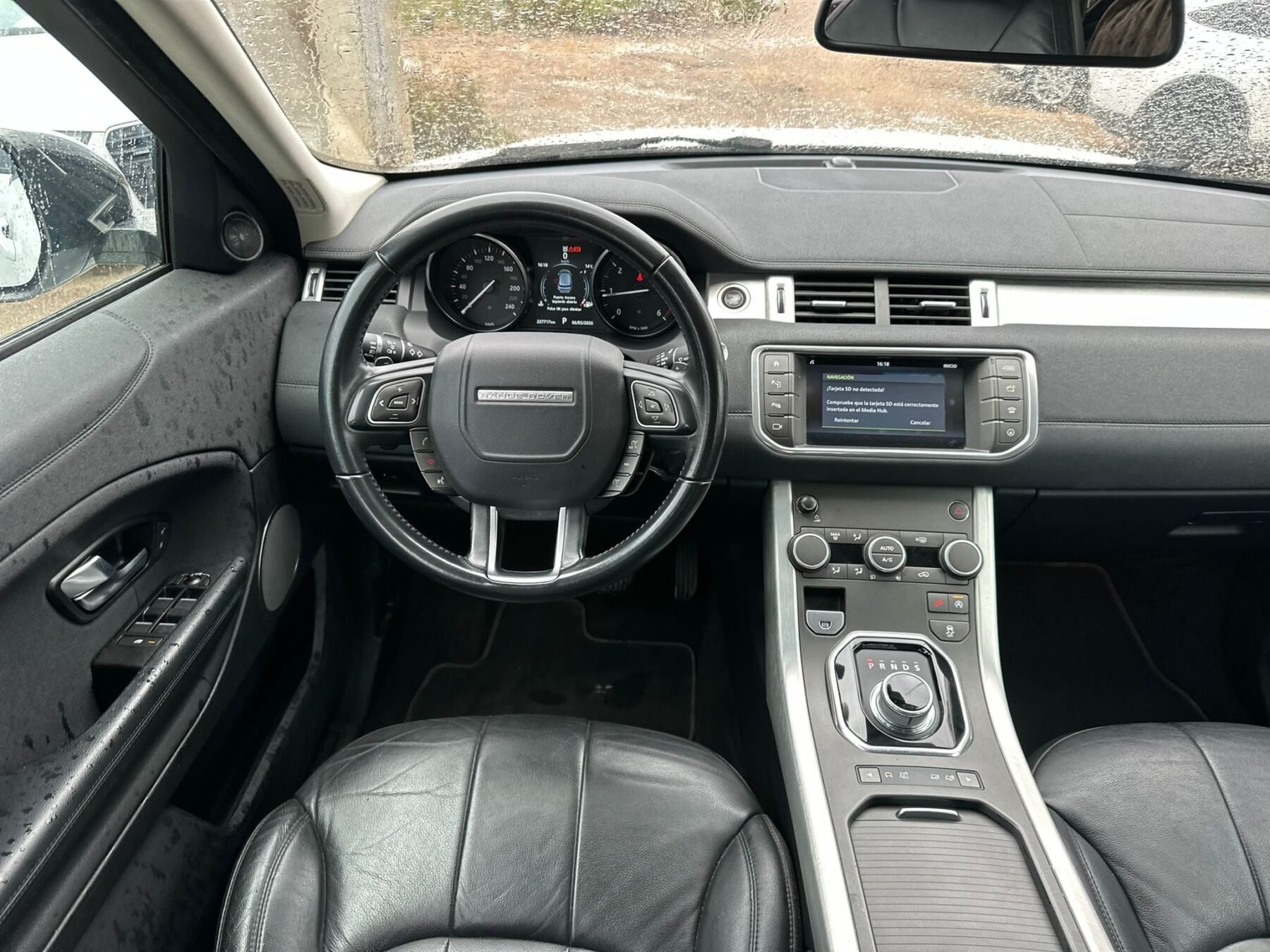 LAND-ROVER RANGE ROVER EVOQUE 2.0L TD4 4x4 SE 150