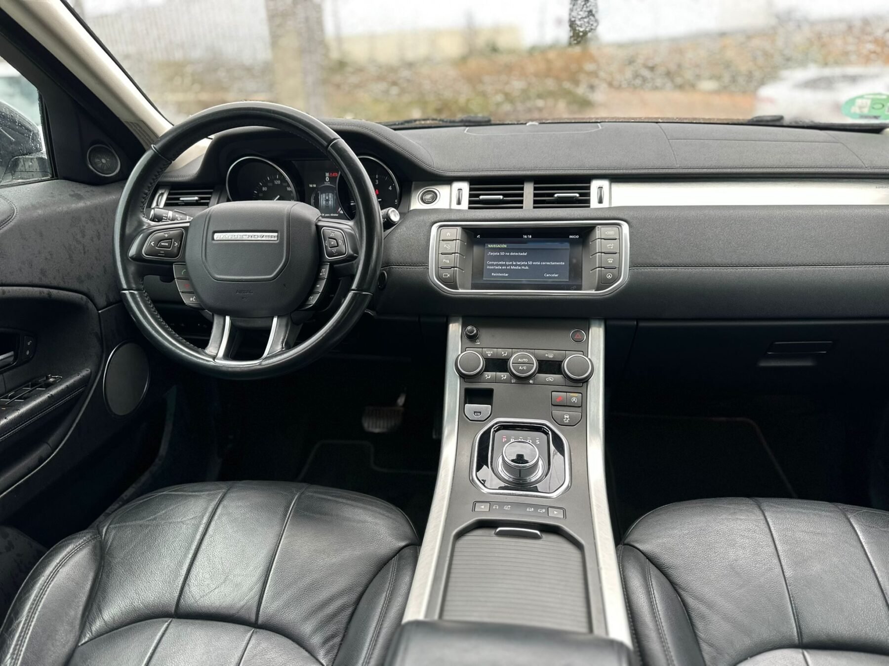 LAND-ROVER RANGE ROVER EVOQUE 2.0L TD4 4x4 SE 150