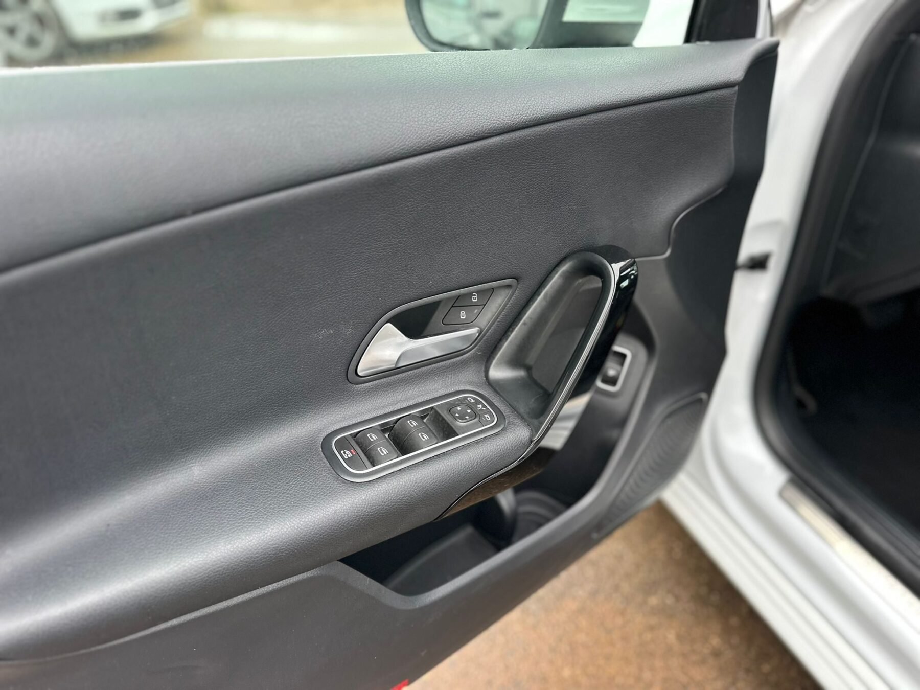 MERCEDES-BENZ Clase A A 180d Sedan