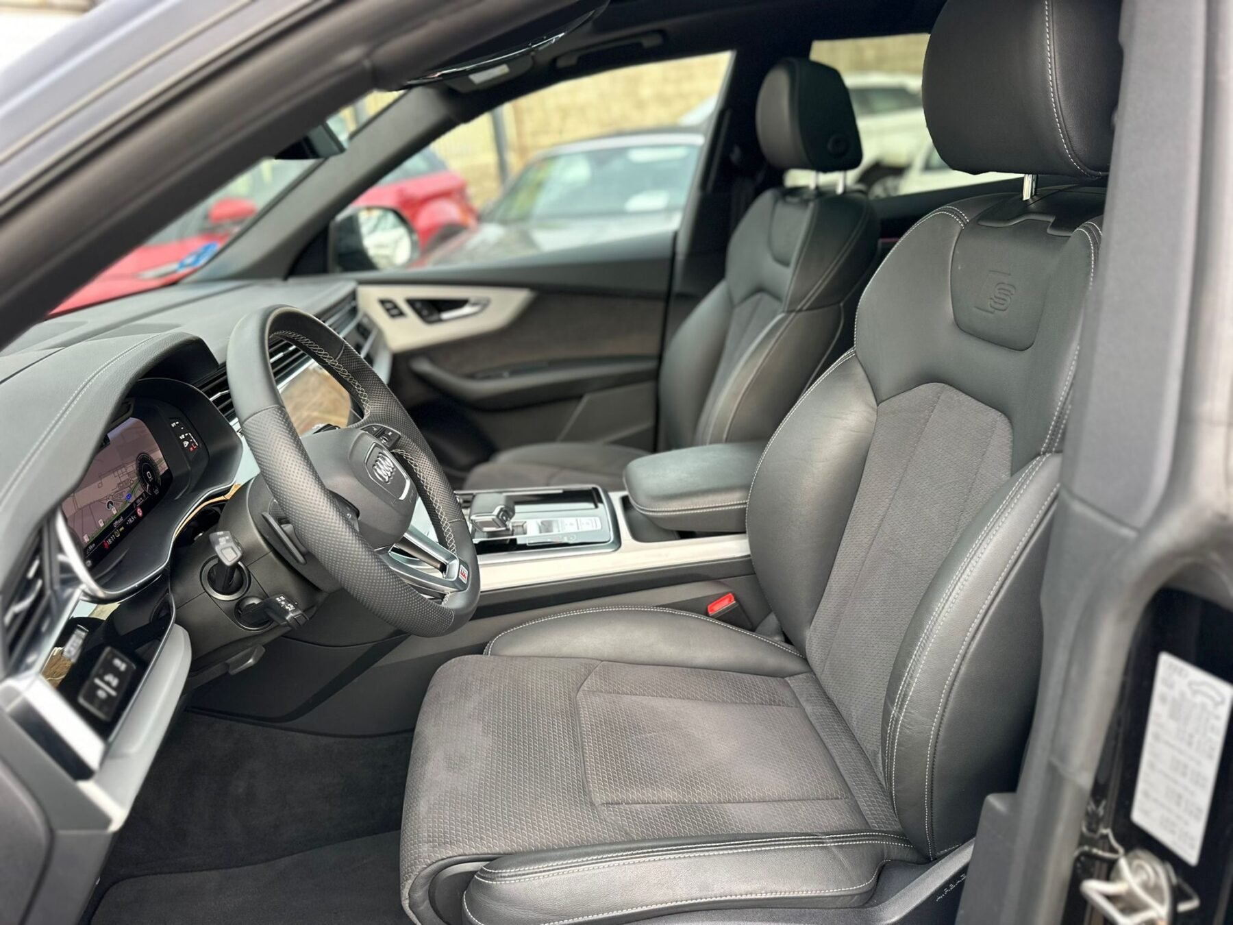 AUDI Q8 55TFSIe Quattro