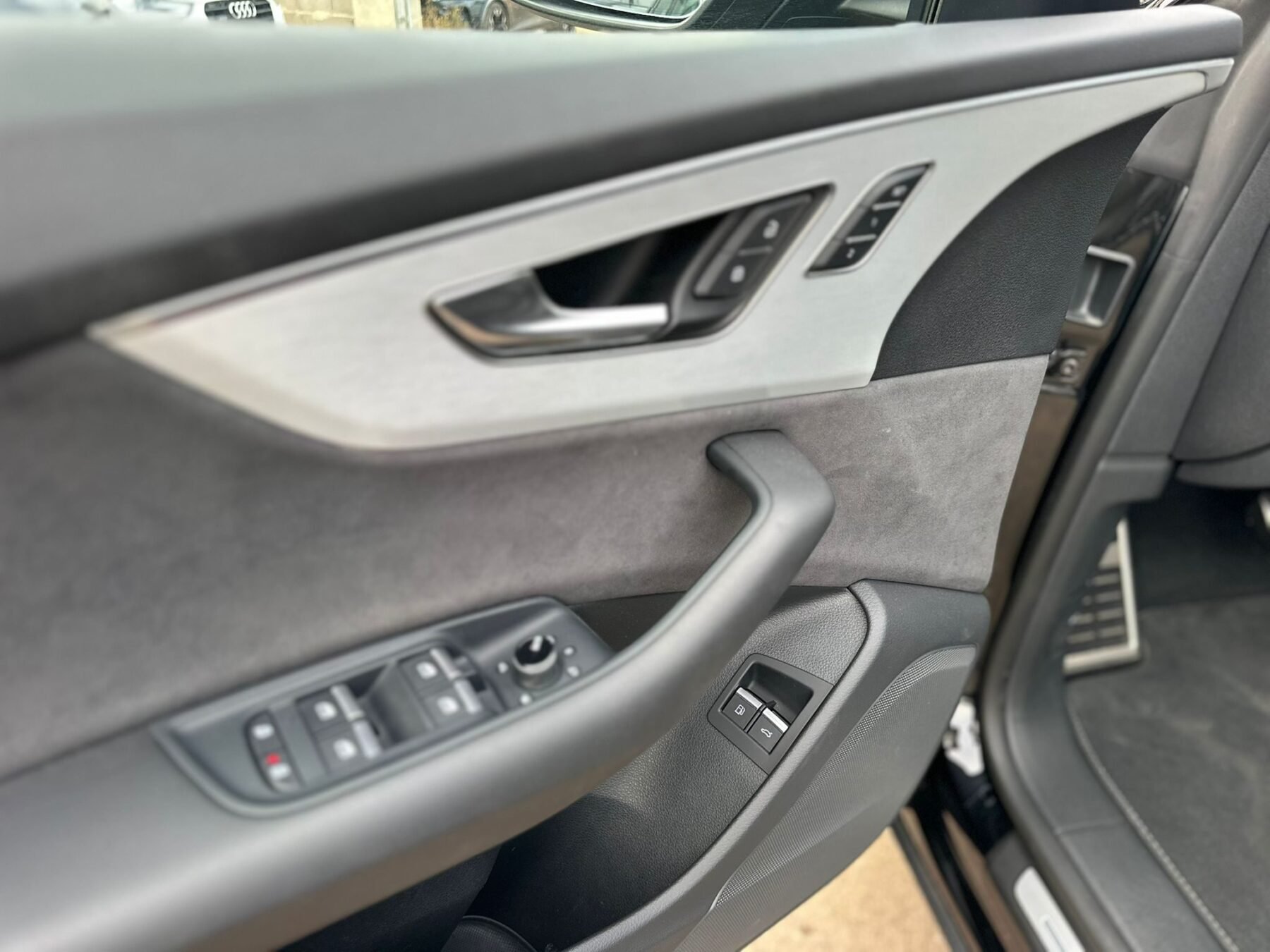 AUDI Q8 55TFSIe Quattro