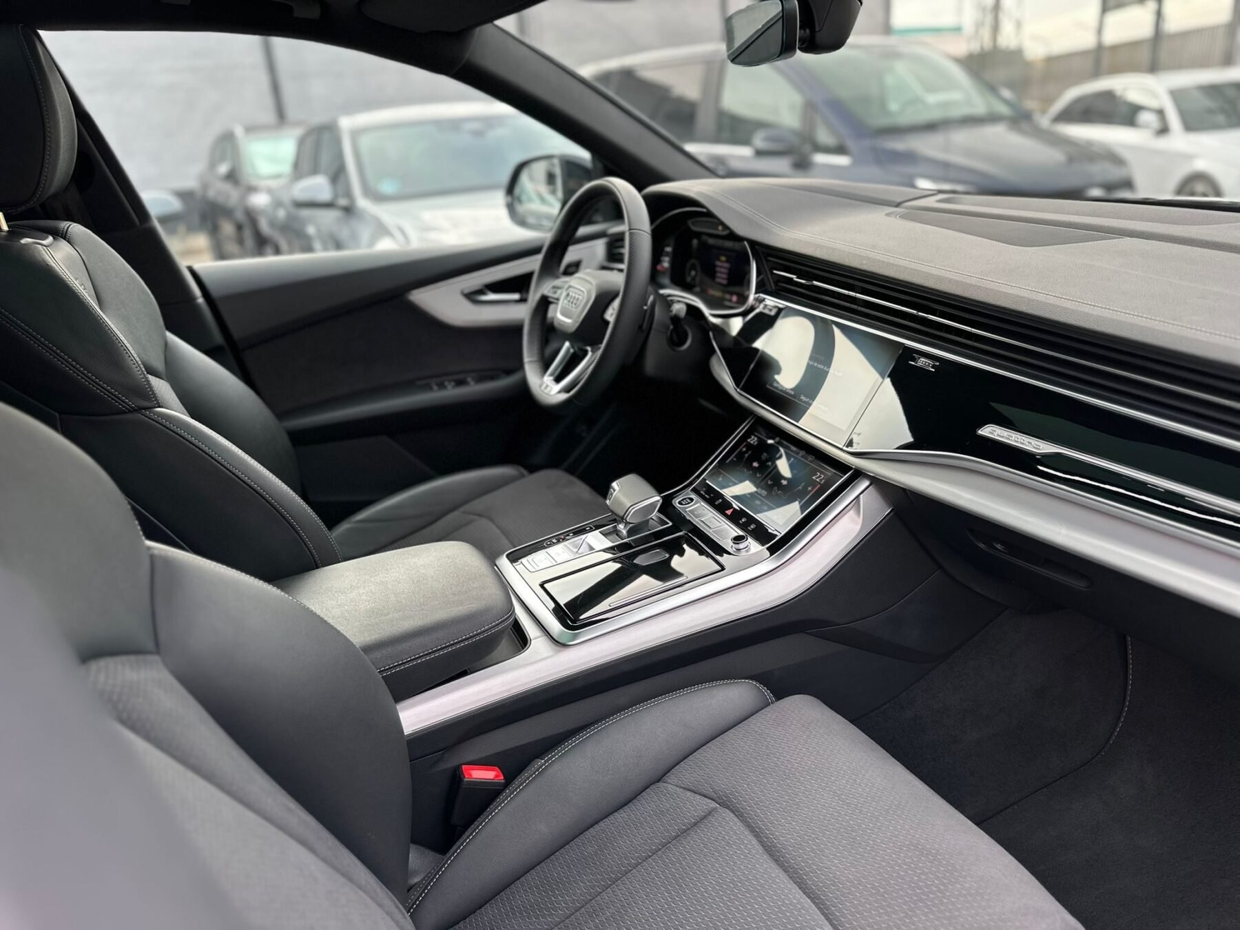 AUDI Q8 55TFSIe Quattro