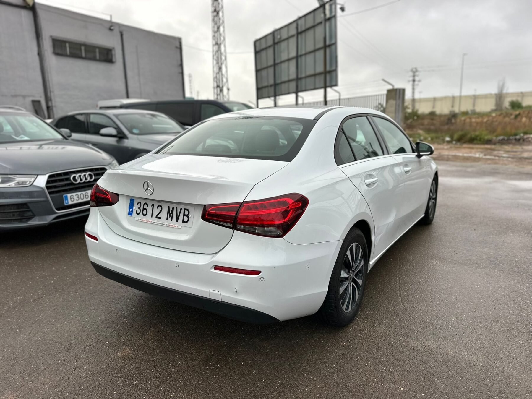 MERCEDES-BENZ Clase A A 180d Sedan