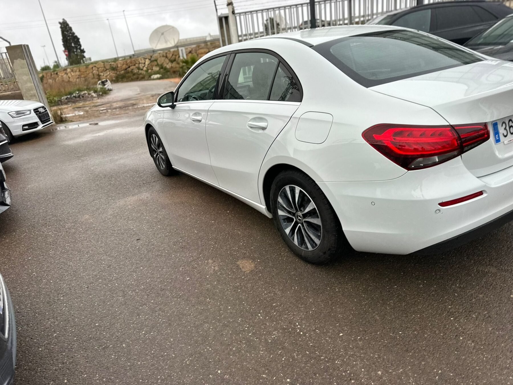 MERCEDES-BENZ Clase A A 180d Sedan