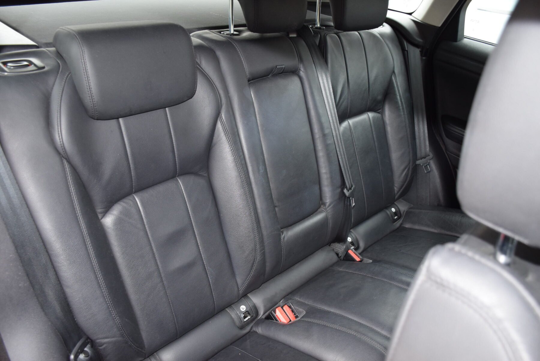 LAND-ROVER RANGE ROVER EVOQUE 2.0L TD4 SE 150