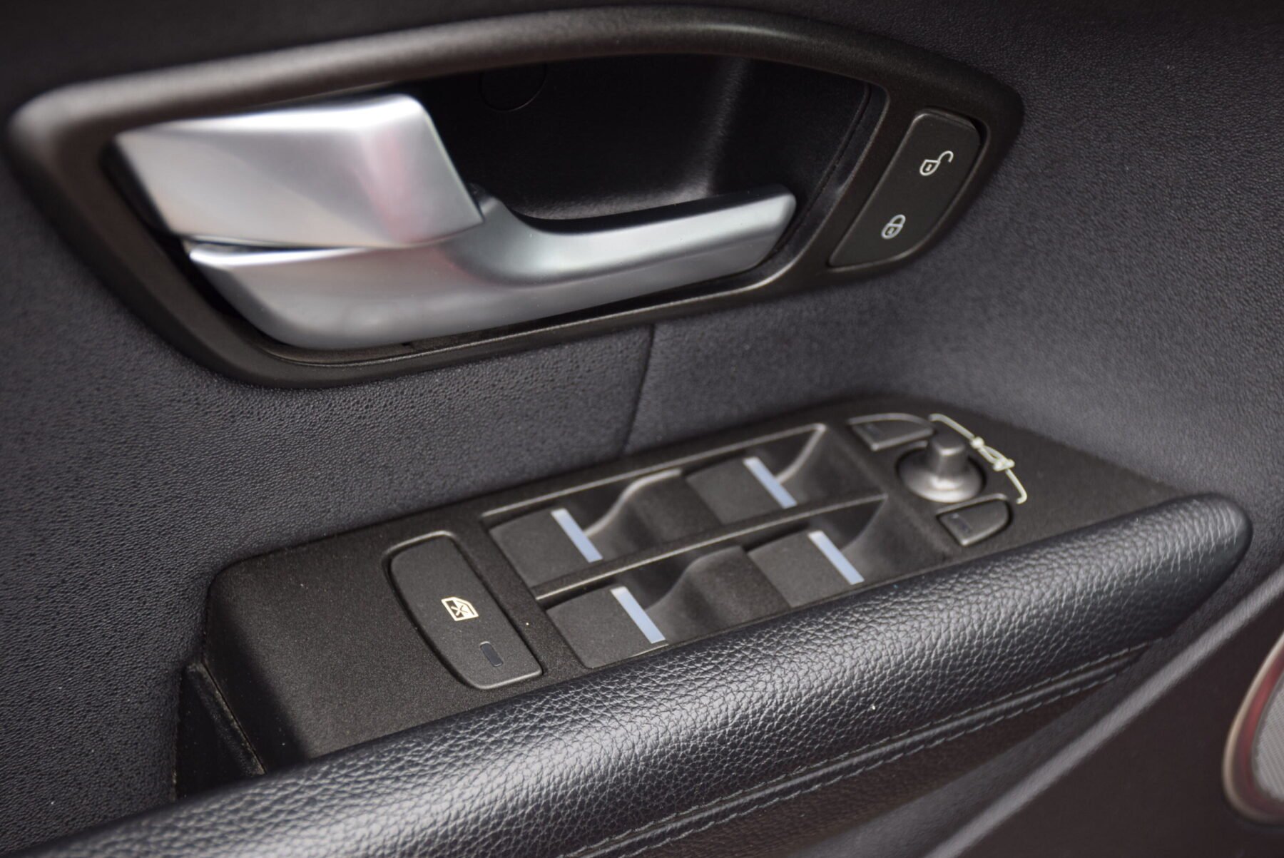 LAND-ROVER RANGE ROVER EVOQUE 2.0L TD4 SE 150