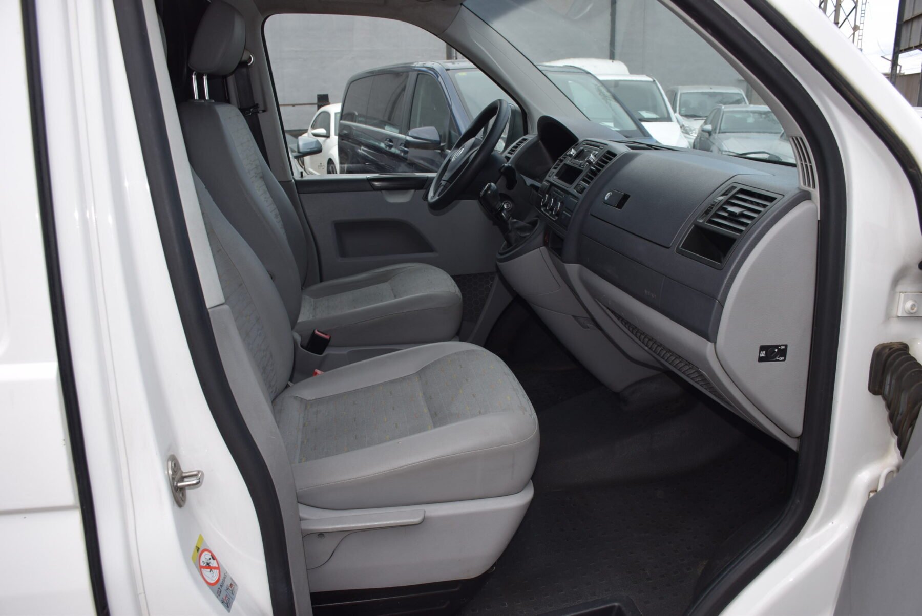 VOLKSWAGEN Transporter 2.0TDI Corto