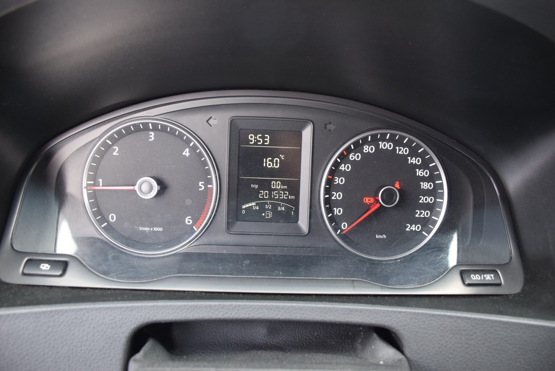 VOLKSWAGEN Transporter 2.0TDI Corto