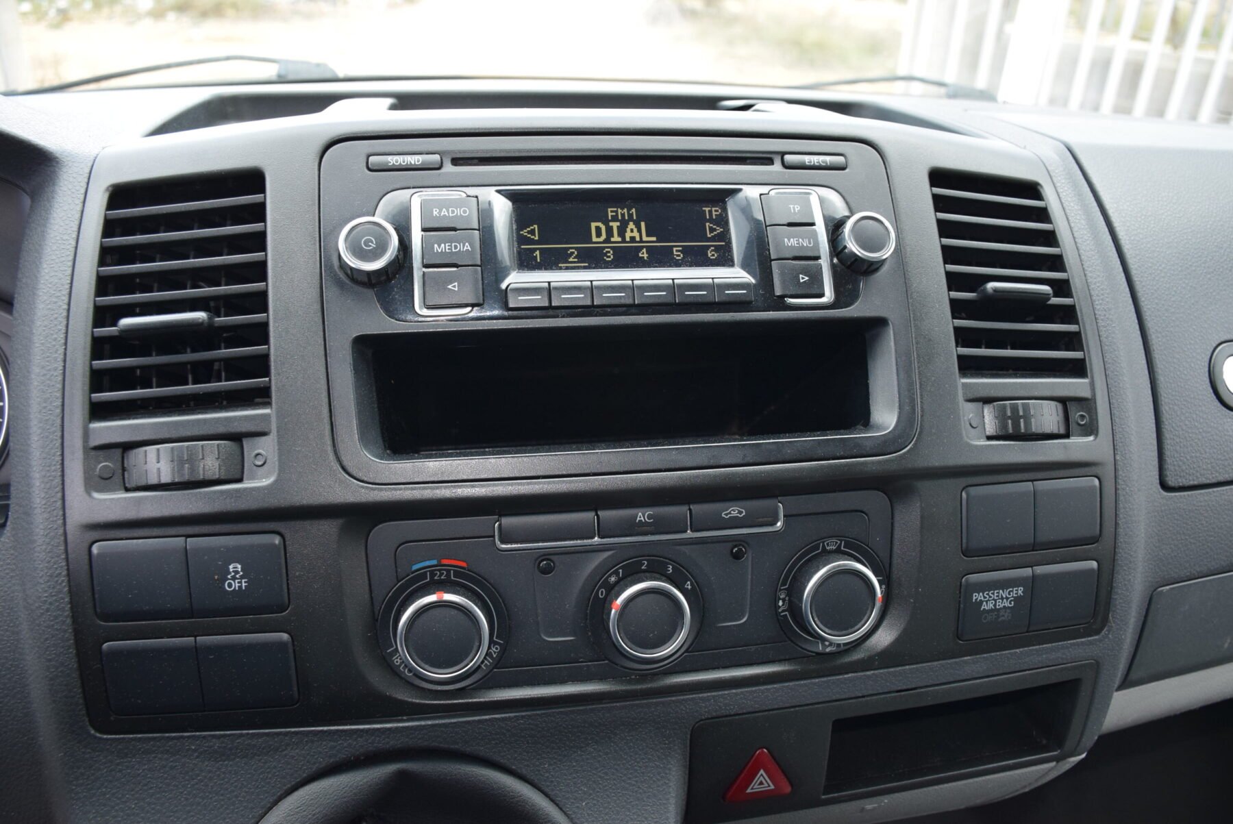 VOLKSWAGEN Transporter 2.0TDI Corto