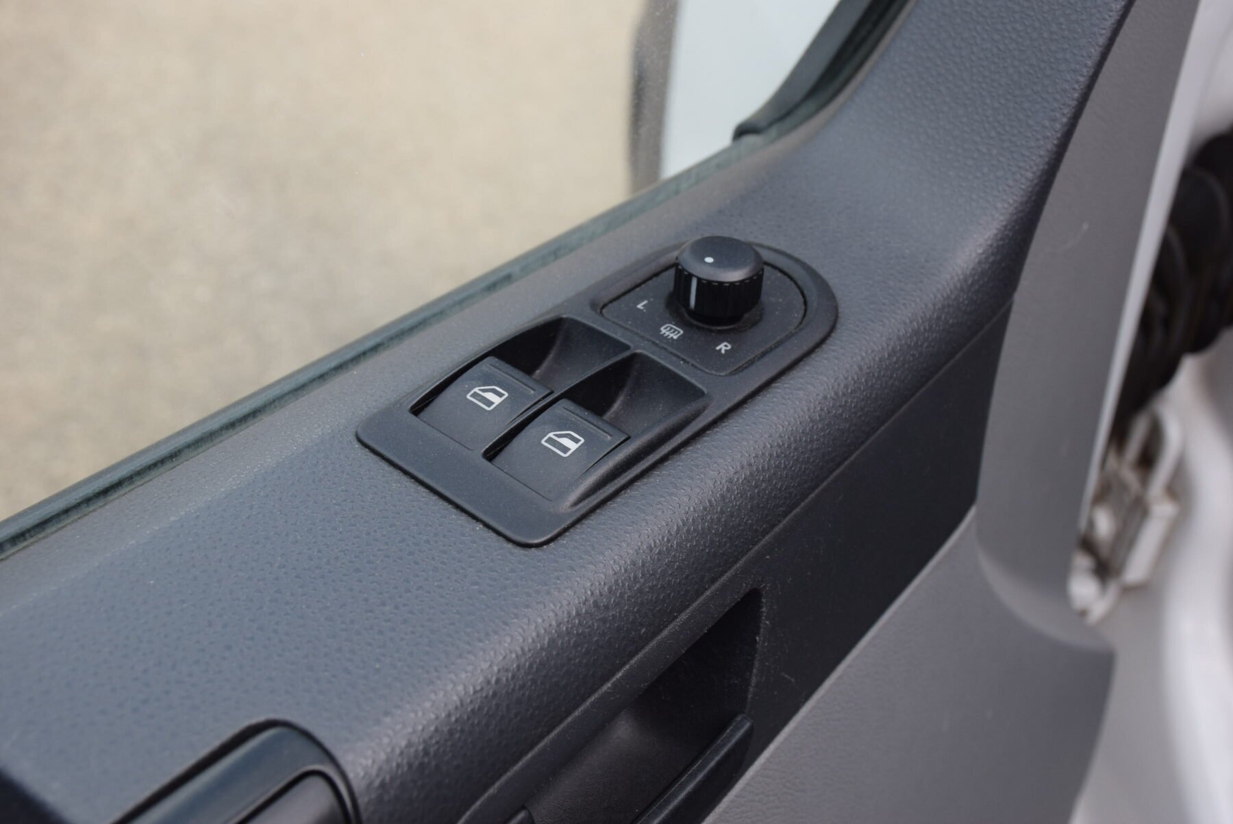 VOLKSWAGEN Transporter 2.0TDI Corto