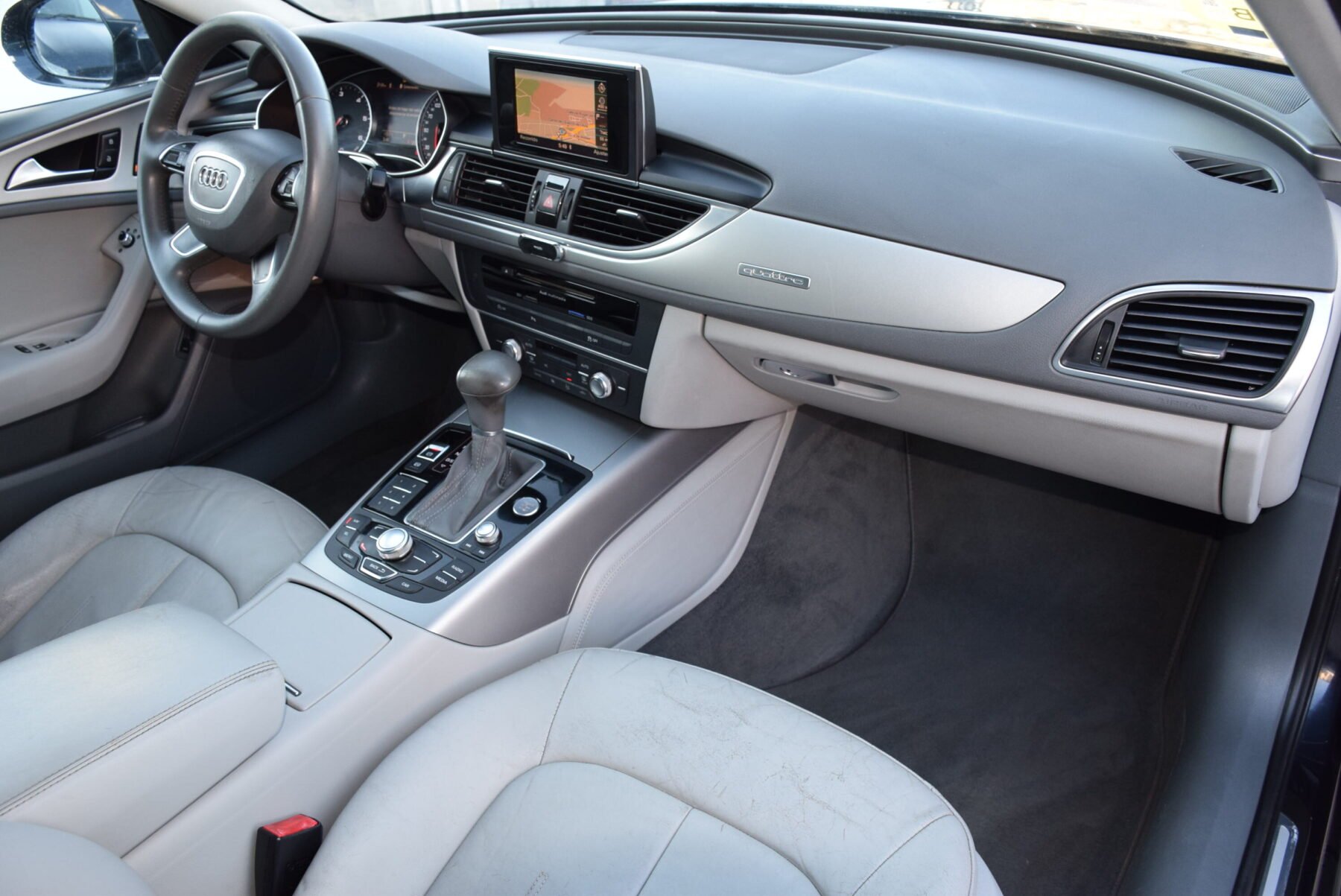 AUDI A6 Avant 3.0TDI Quattro