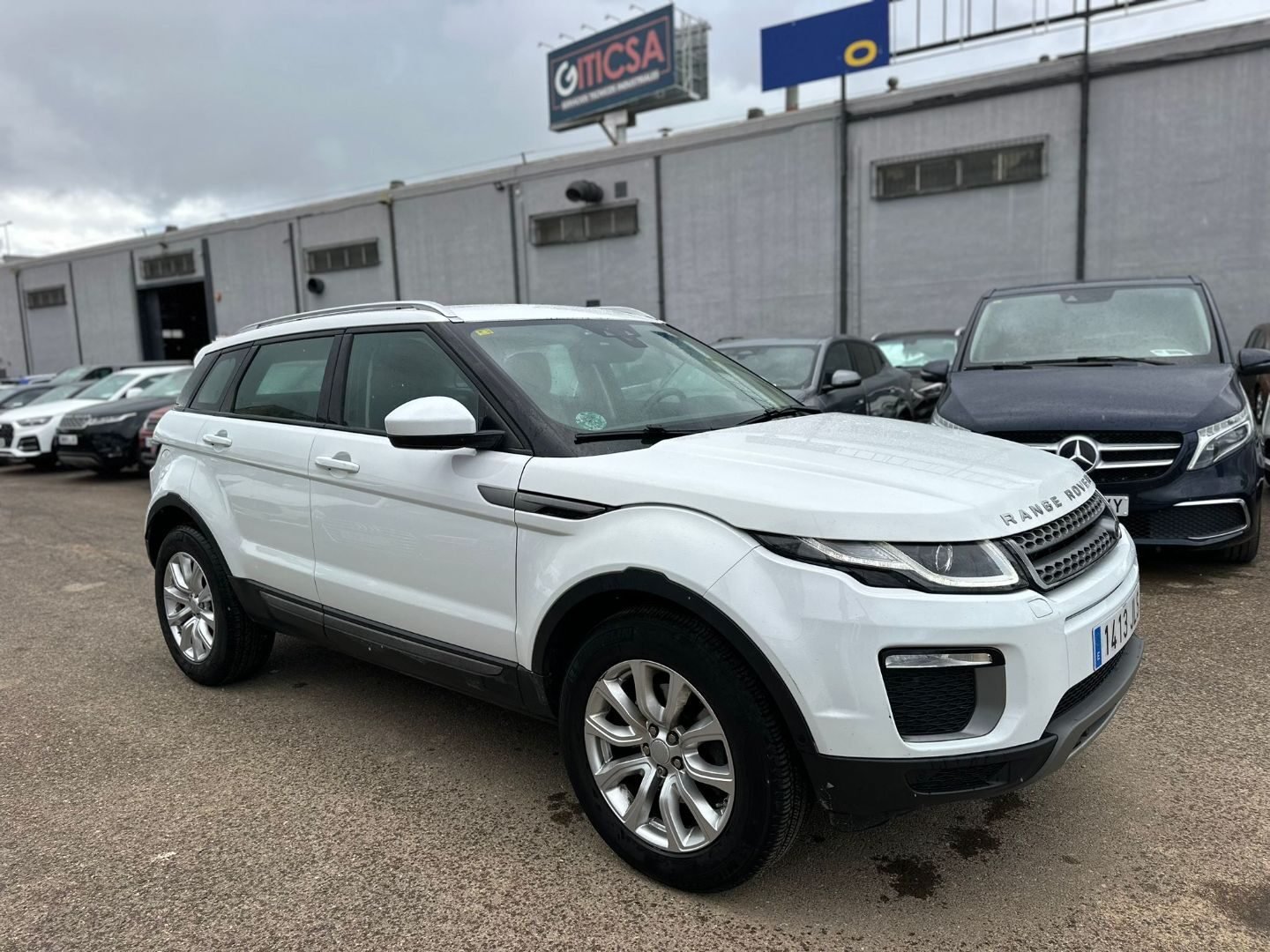 LAND-ROVER RANGE ROVER EVOQUE 2.0L TD4 4x4 SE 150