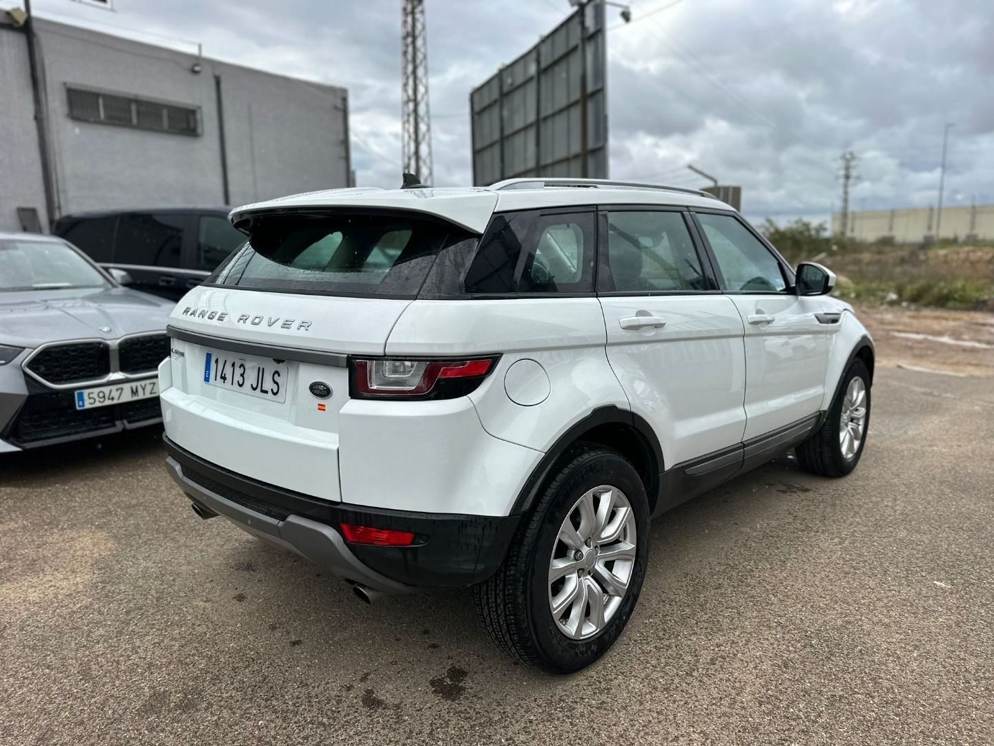 LAND-ROVER RANGE ROVER EVOQUE 2.0L TD4 4x4 SE 150