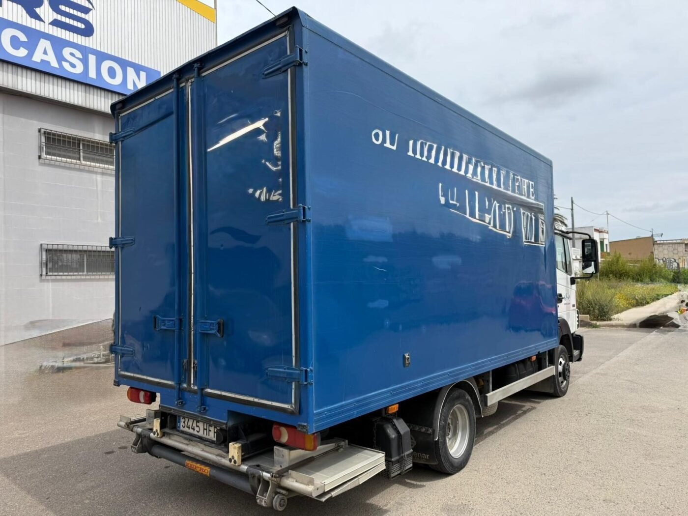 NISSAN ATLEON 56.15