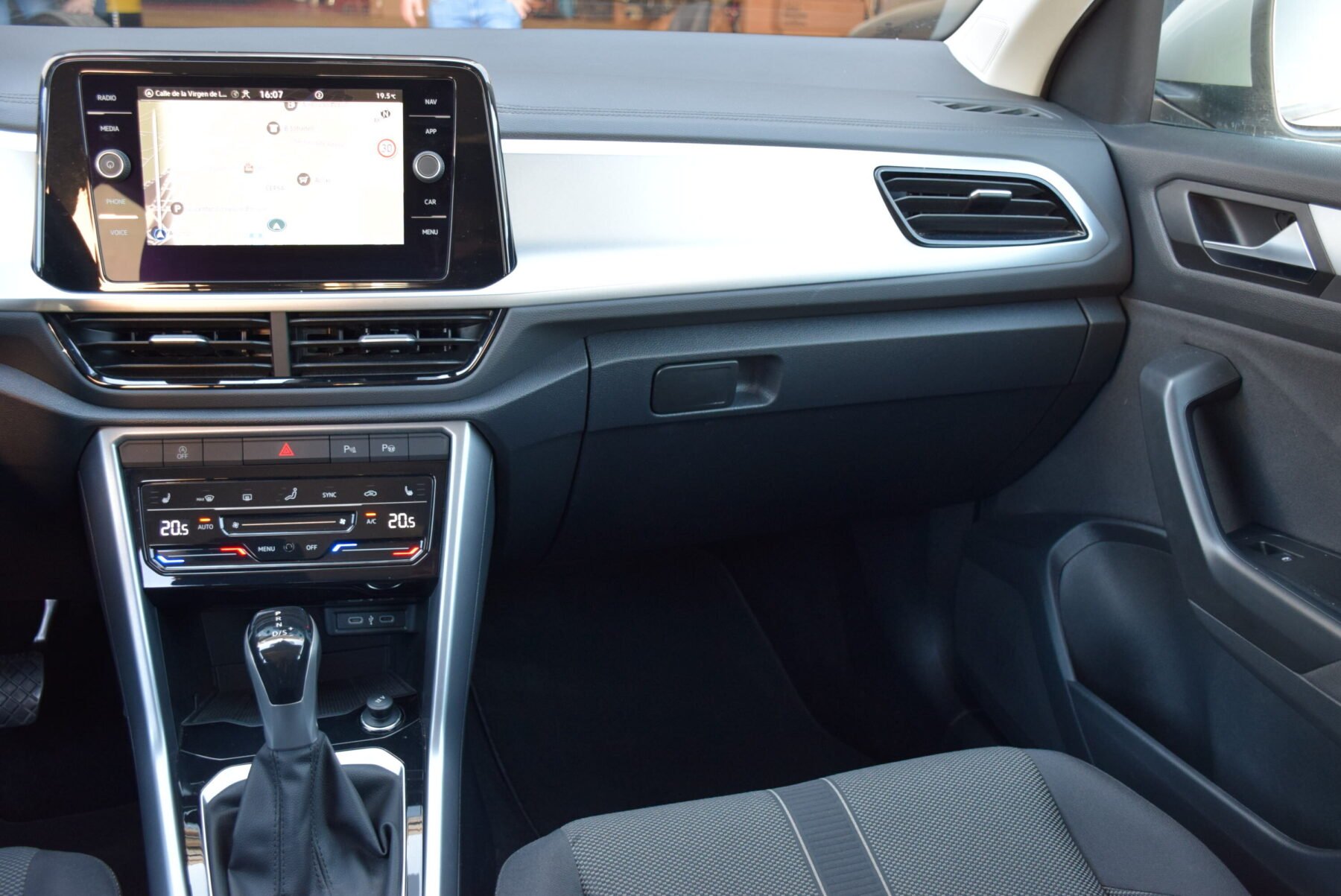 VOLKSWAGEN T-Roc 1.5TSI Life DSG