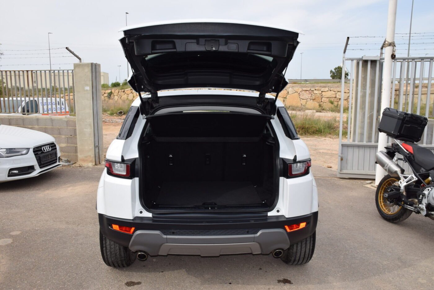LAND-ROVER RANGE ROVER EVOQUE 2.0L TD4 SE 150 Automatico