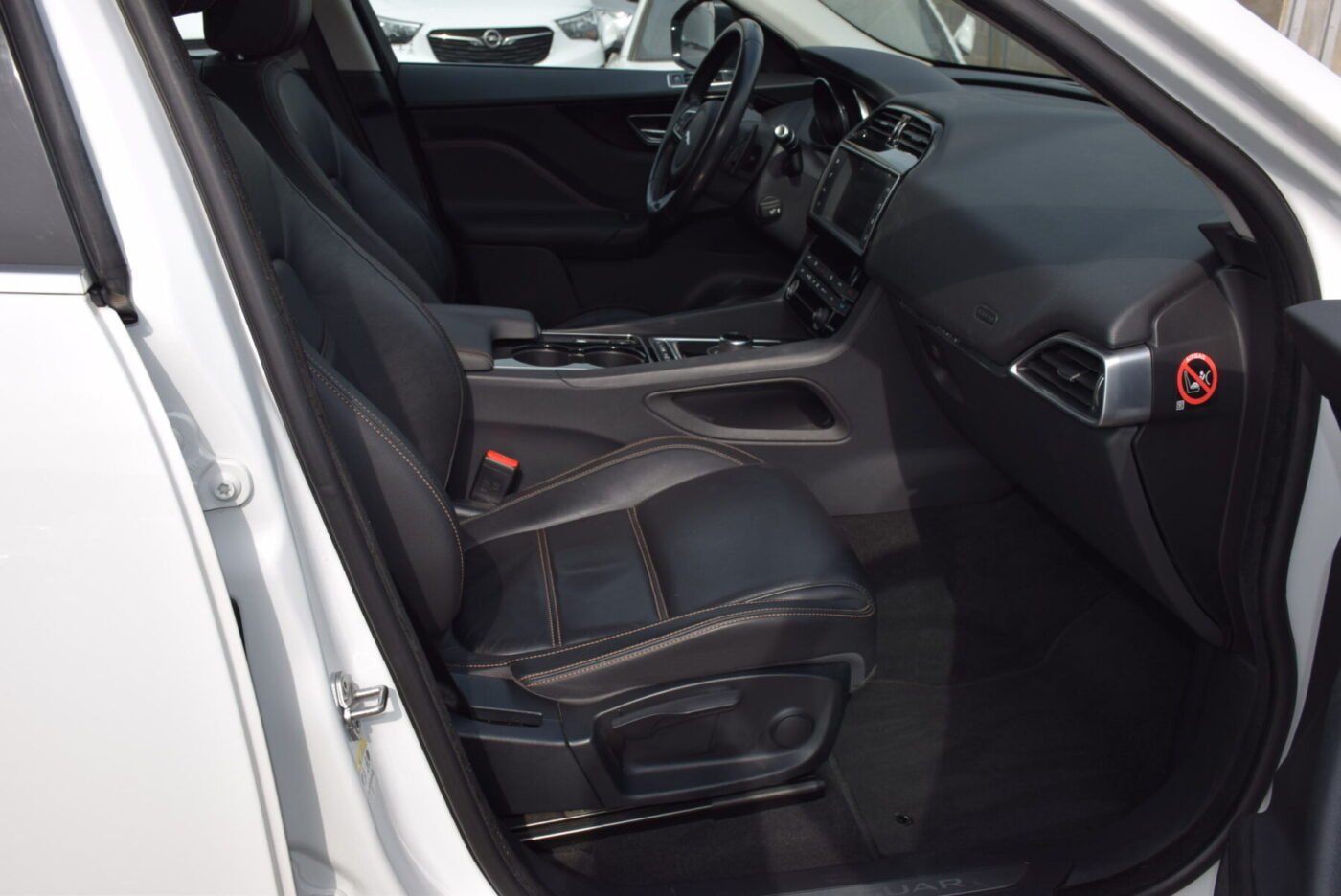 JAGUAR 2.0L AWD 180