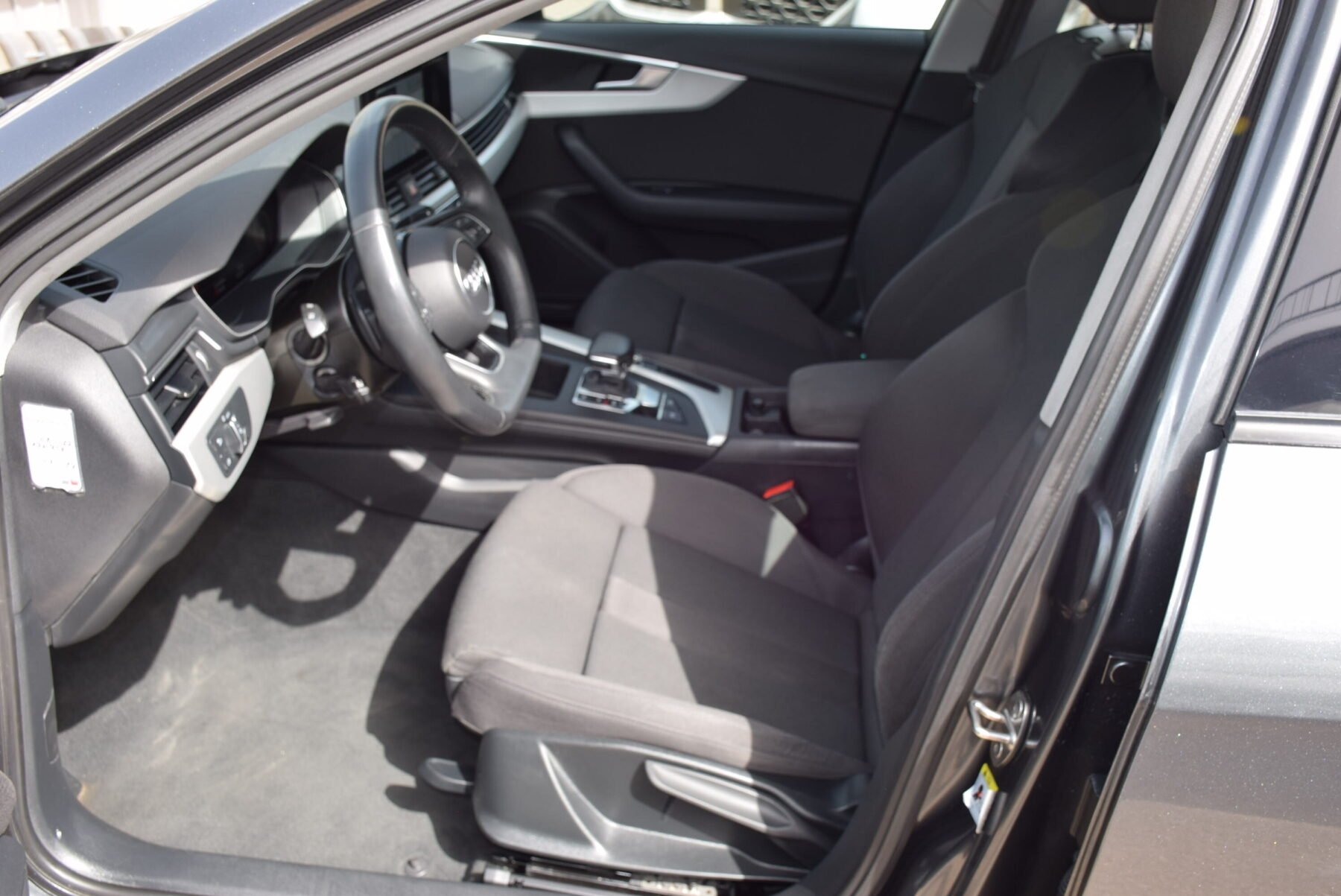 AUDI A4 30TDI Hybrid