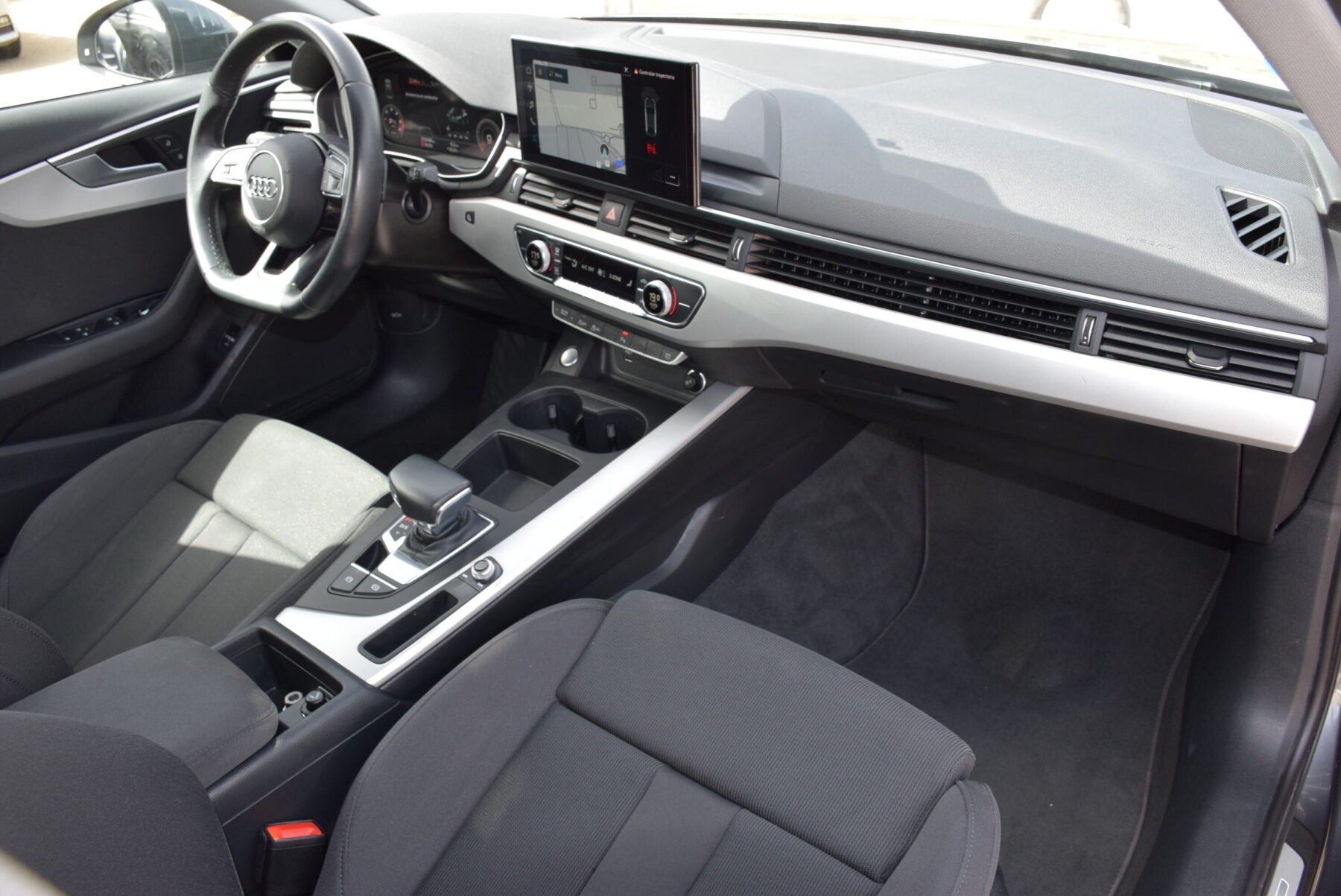 AUDI A4 30TDI Hybrid